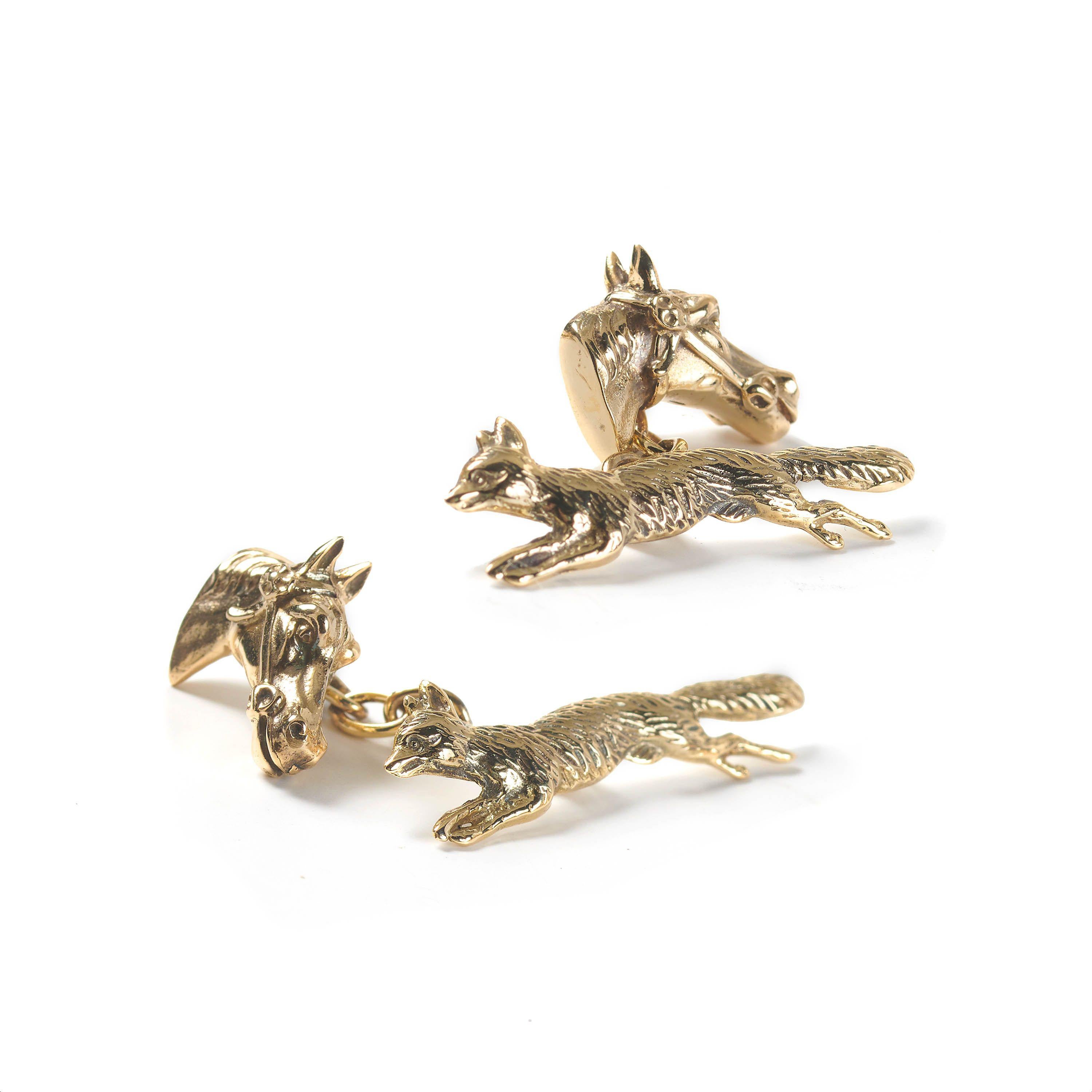 Vintage Fox And Horse 14 Karat Gold Hunting Cufflinks, Circa 1940 In Good Condition For Sale In London, GB