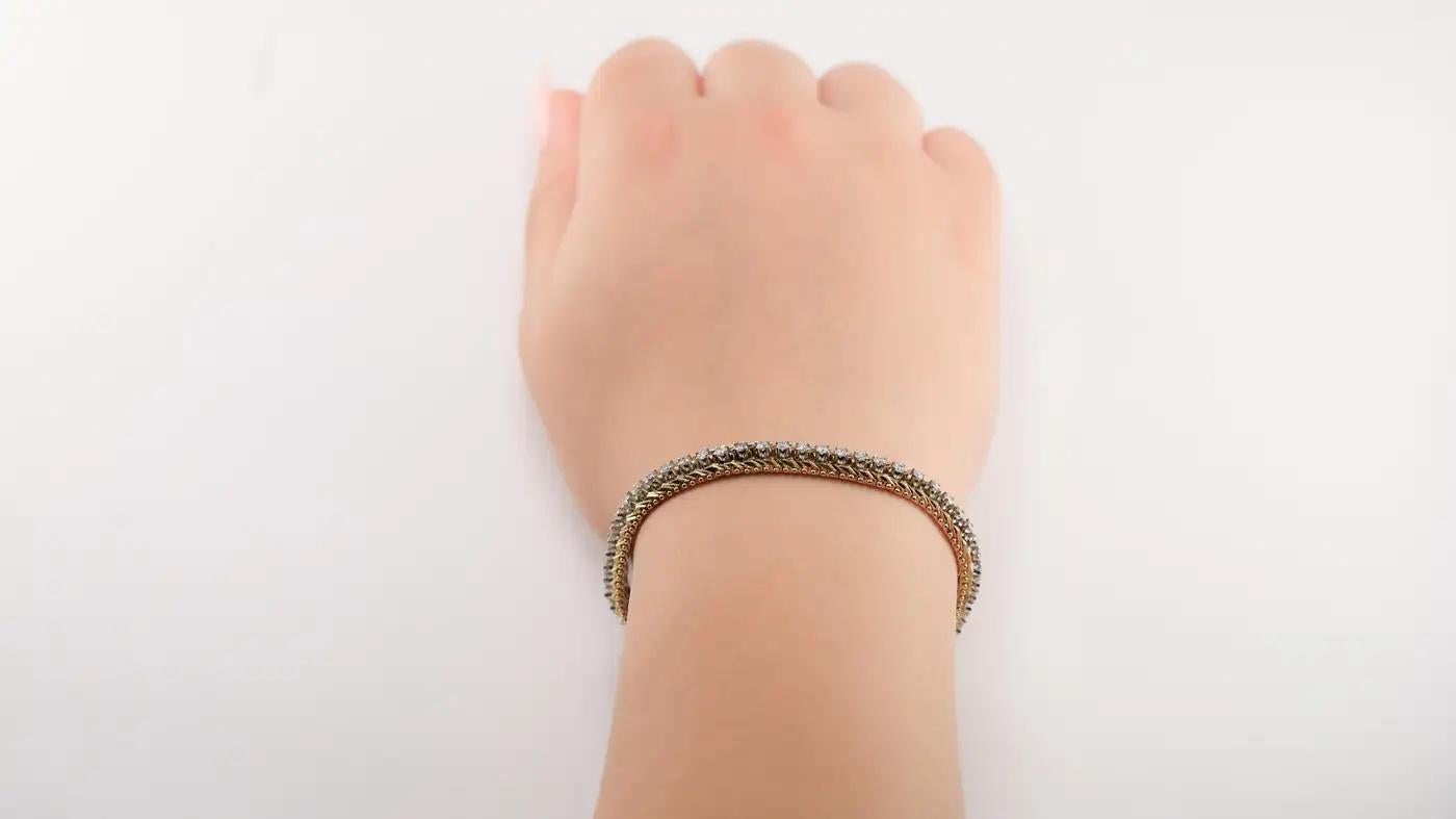 Vintage Foxtail Diamond Tennis Bracelet en or, Circa 1960-1970's Modernist Excellent état - En vente à Great Neck, NY
