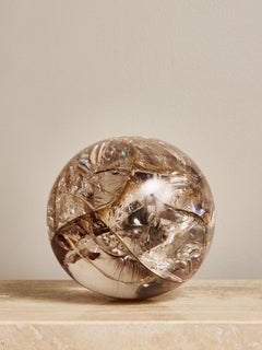 Sculpture Globe Vintage en résine fractale