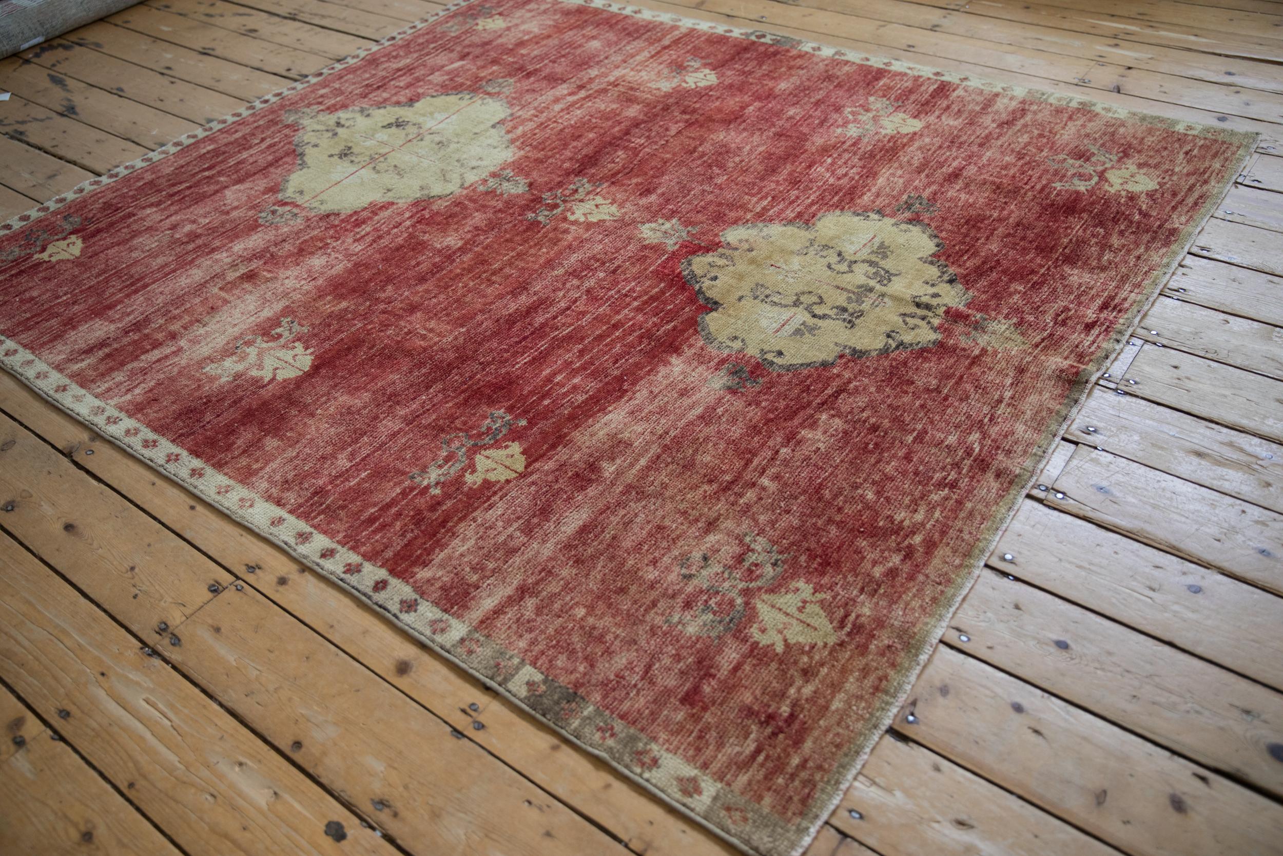 Vintage Fragment Kars Quadratischer Teppich (Türkisch) im Angebot