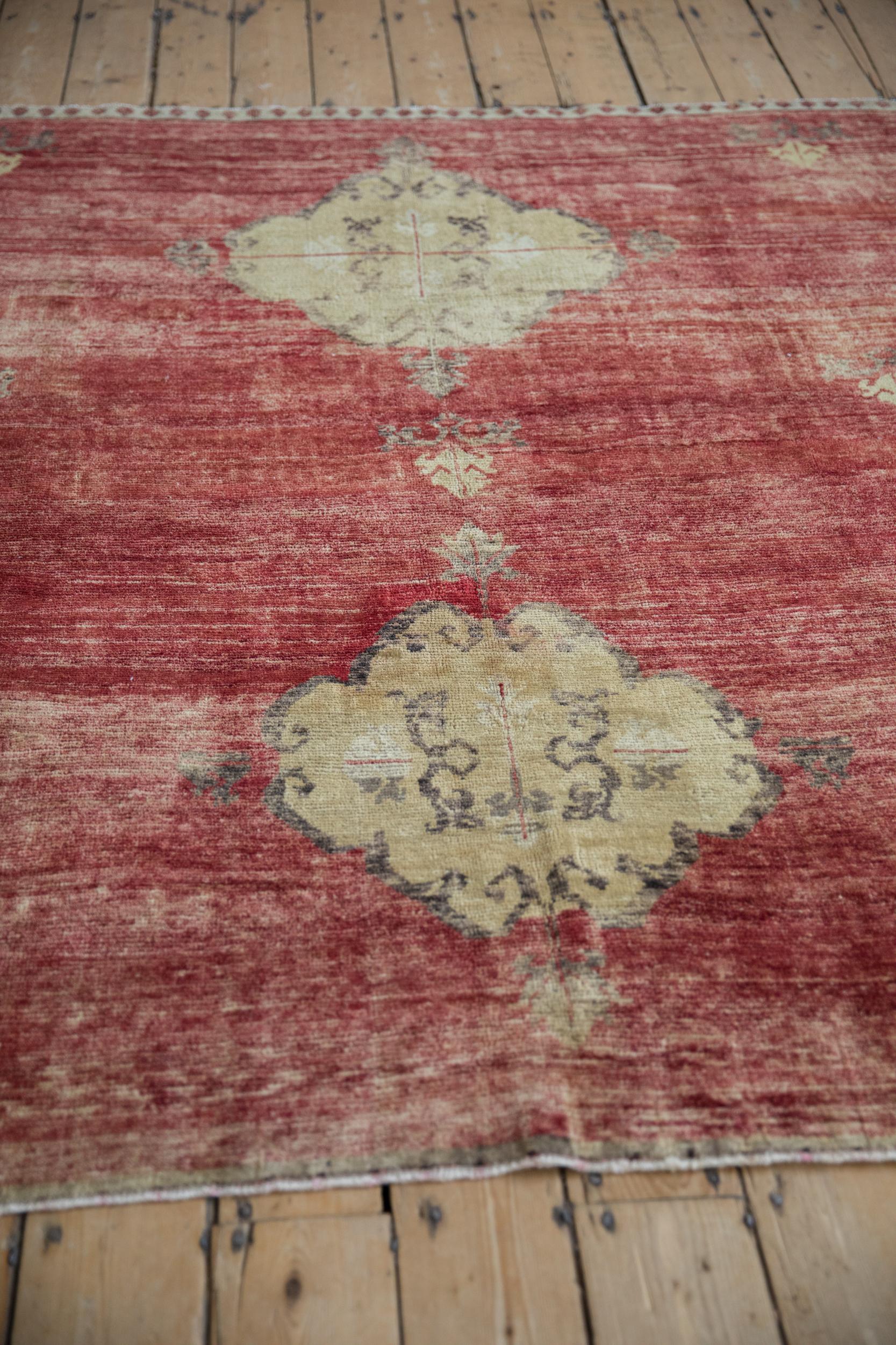Vintage Fragment Kars Quadratischer Teppich im Zustand „Relativ gut“ im Angebot in Katonah, NY