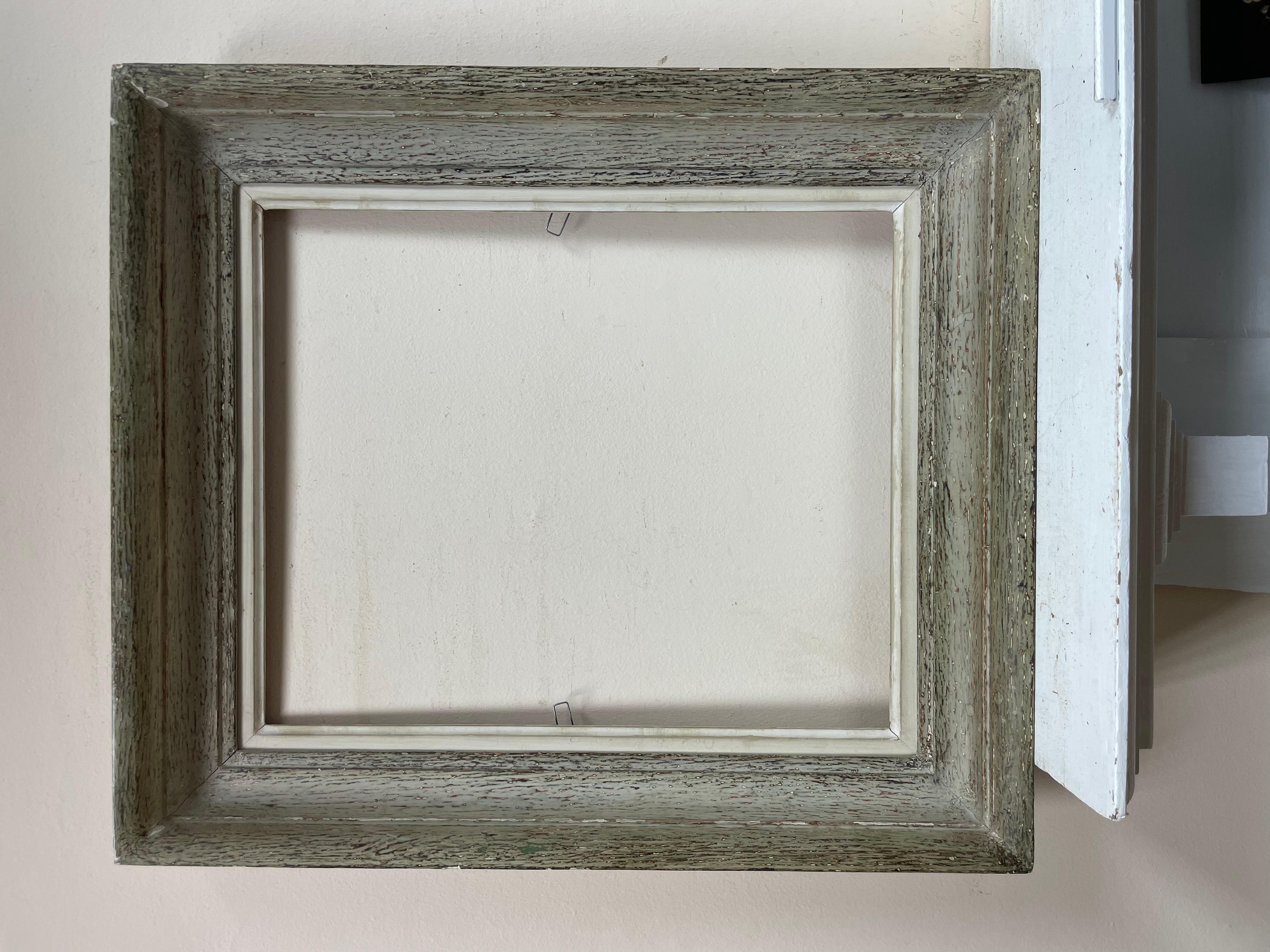 white shabby chic frame