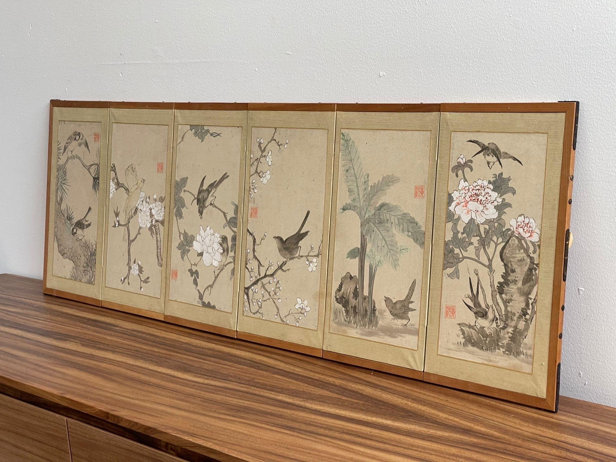 Mid-Century Modern Vieille peinture japonaise à 6 panneaux, encadrée et signée, dans un cadre en bois.