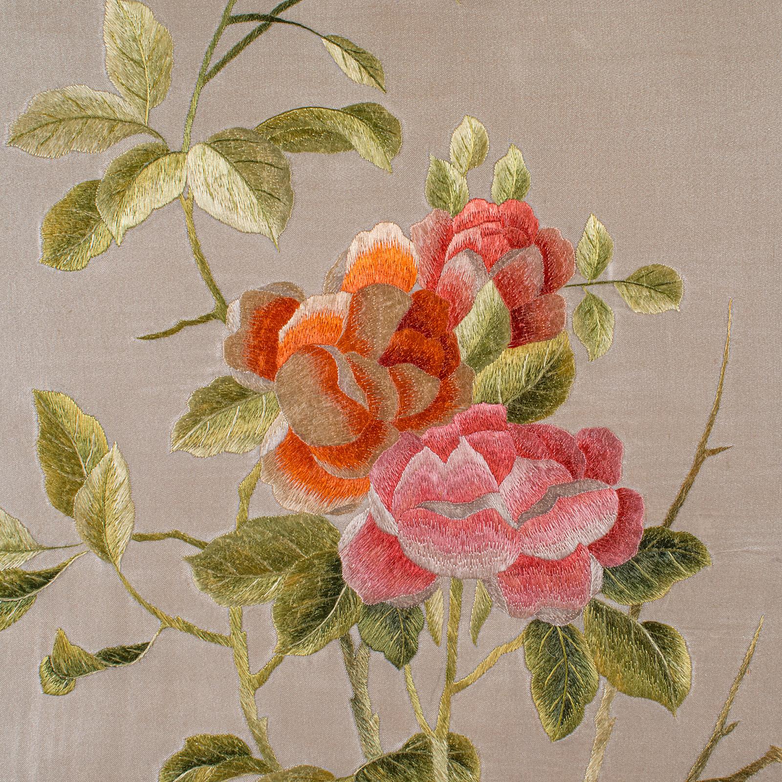 Escena de Pájaro Vintage Enmarcada, Japonesa, Bordado de Algodón de Seda, Art Decó, C.1940 en venta 3