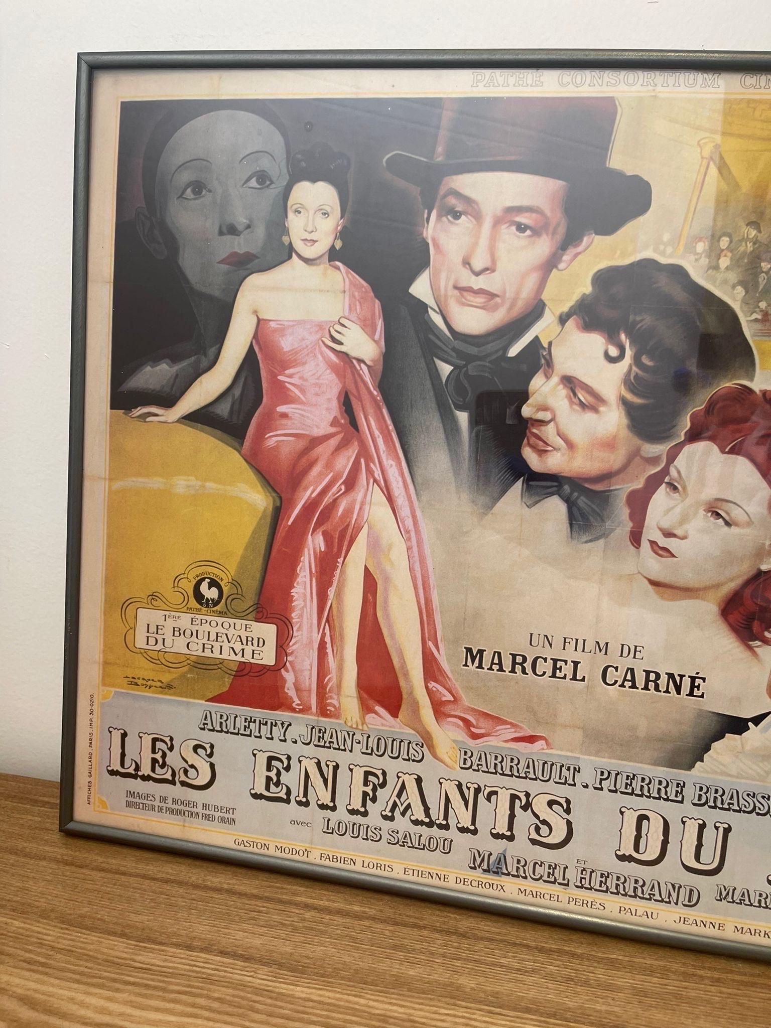 Vintage Framed Movie Poster of “ Les Enfants Du Paradis “ Circa 1945. In Good Condition For Sale In Seattle, WA