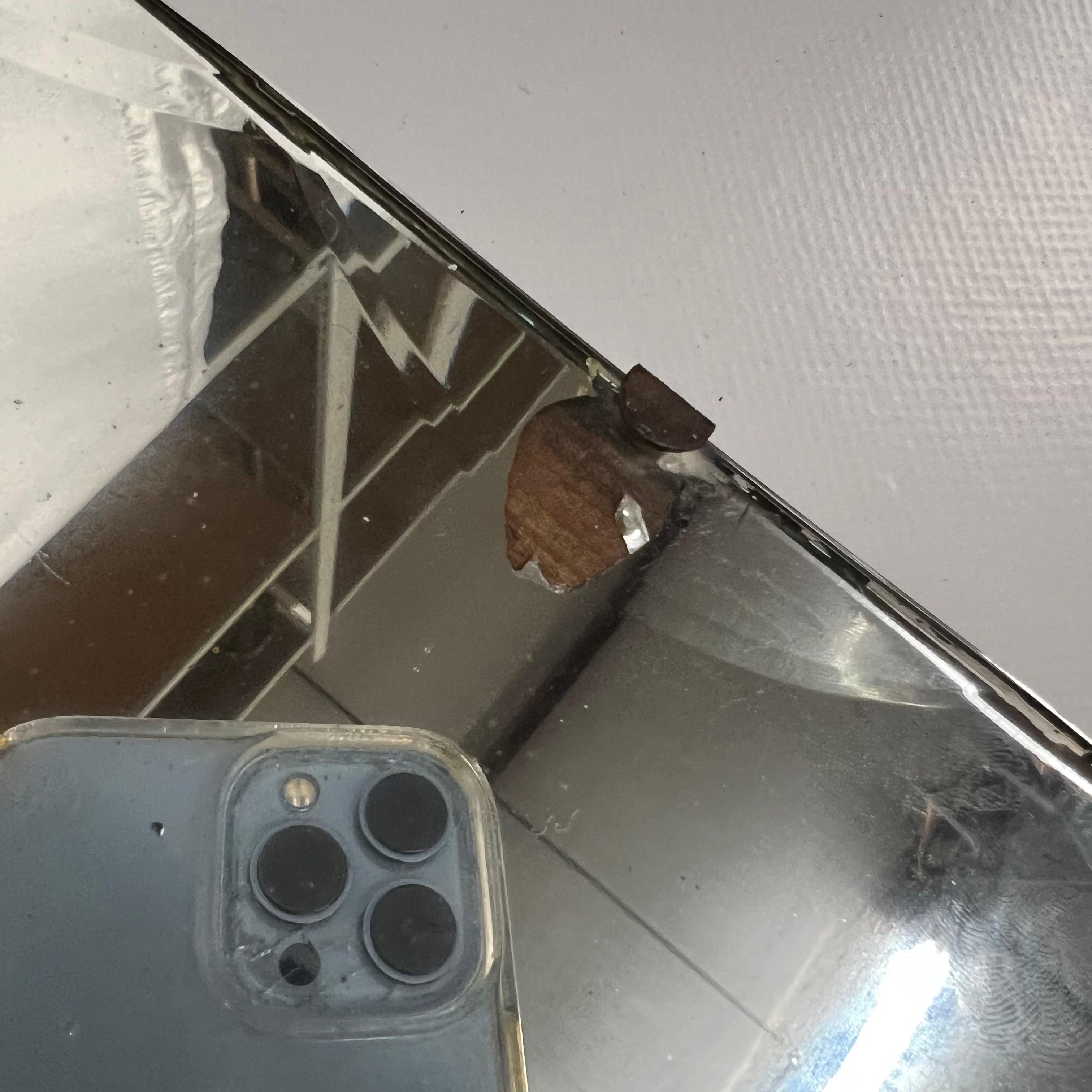 Vieux miroir festonné sans cadre en vente 1