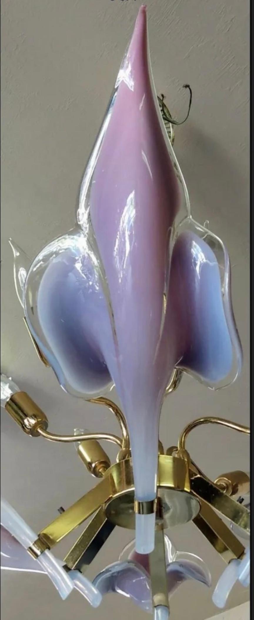 Vintage Murano Franco Luce Purple Lavender Glass Leaf Leaves Chandelier Brass In Good Condition In West Palm Beach, FL