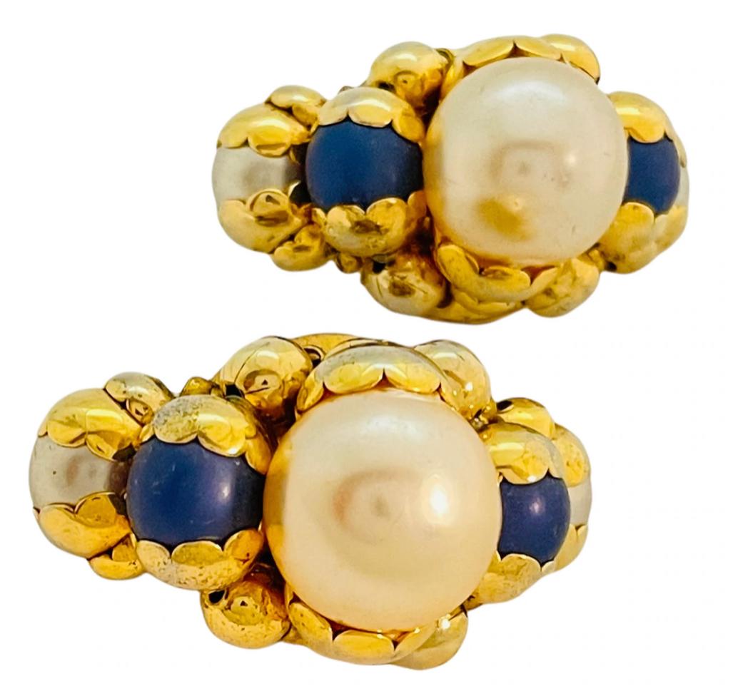 DETAILS

• unsigned FRANCOISE MONTAGUE

• gold tone with glass lapis and pearls

• vintage designer runway clip on earrings

MEASUREMENTS

• 1 1/2” by 7/8