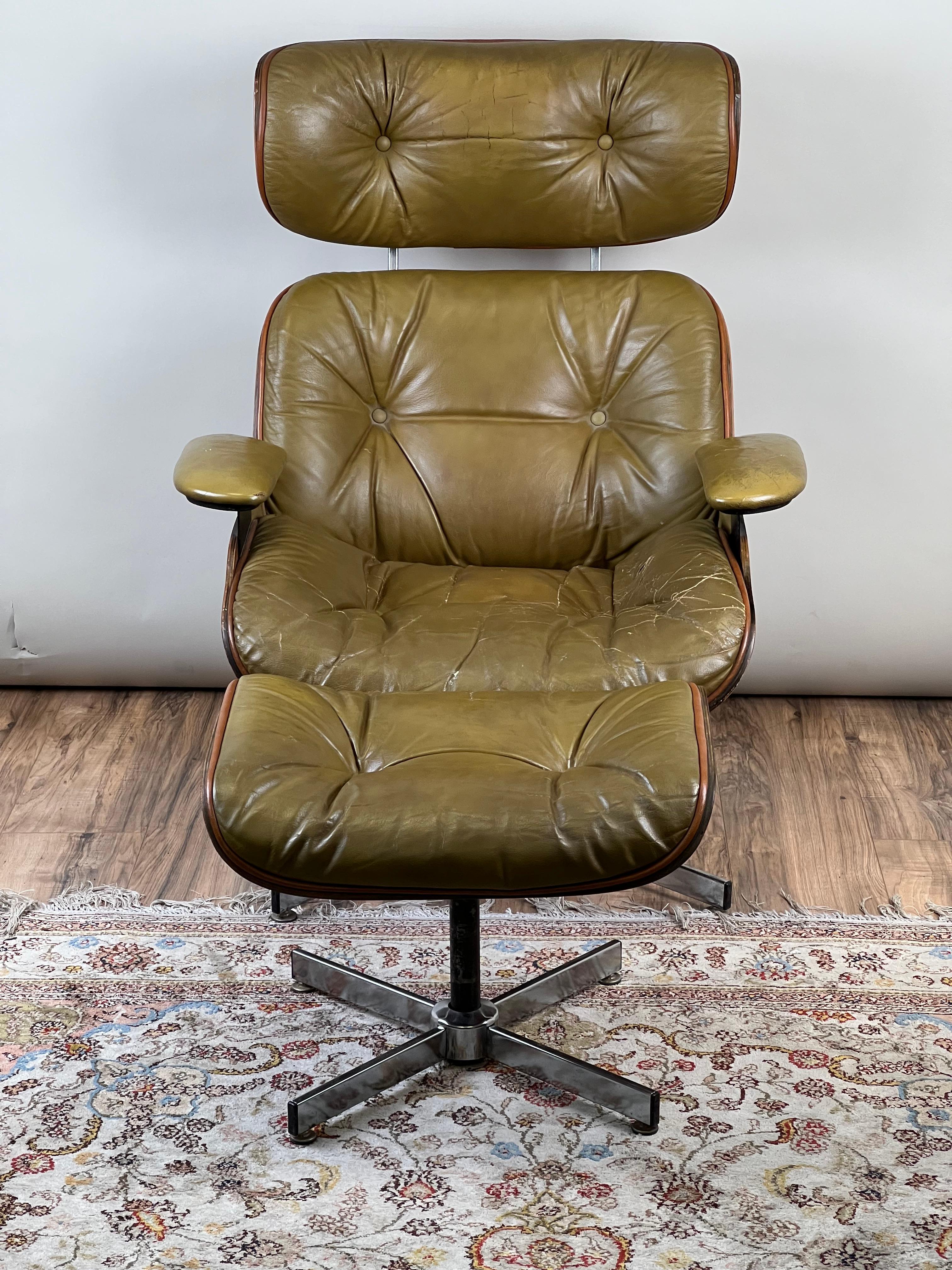 Vintage Frank Doerner for Selig Mid-Century Modern Lounge Chair and Ottoman In Fair Condition In Westfield, MA