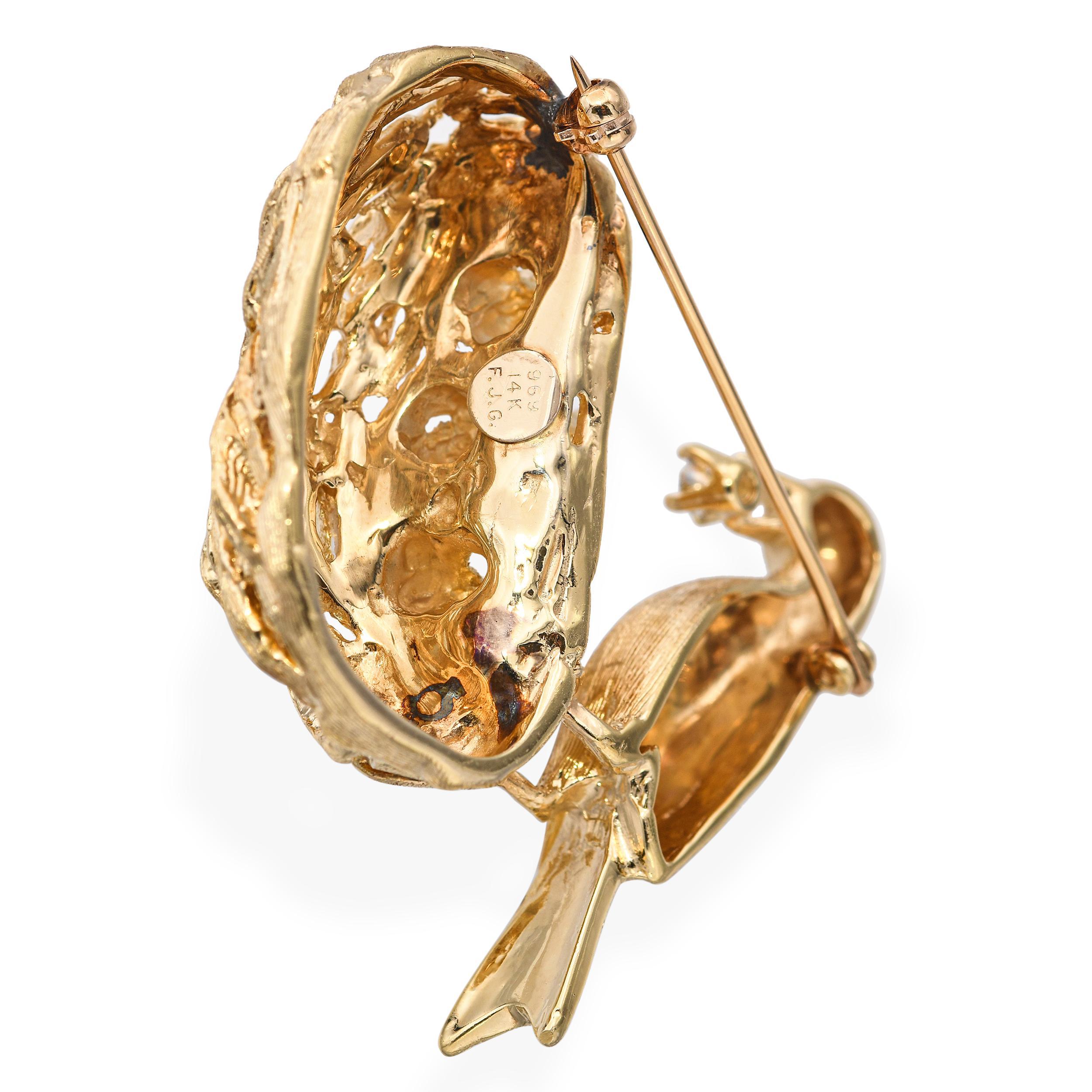 Vintage Frank J Gold 14k Yellow Gold Rubies & Diamond Bird Nest Brooch en vente 1
