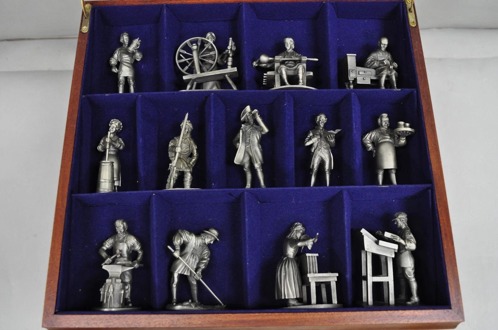 Sconosciuto Set completo di figurine in peltro di Franklin MInt 1974 People of Colonial America in vendita