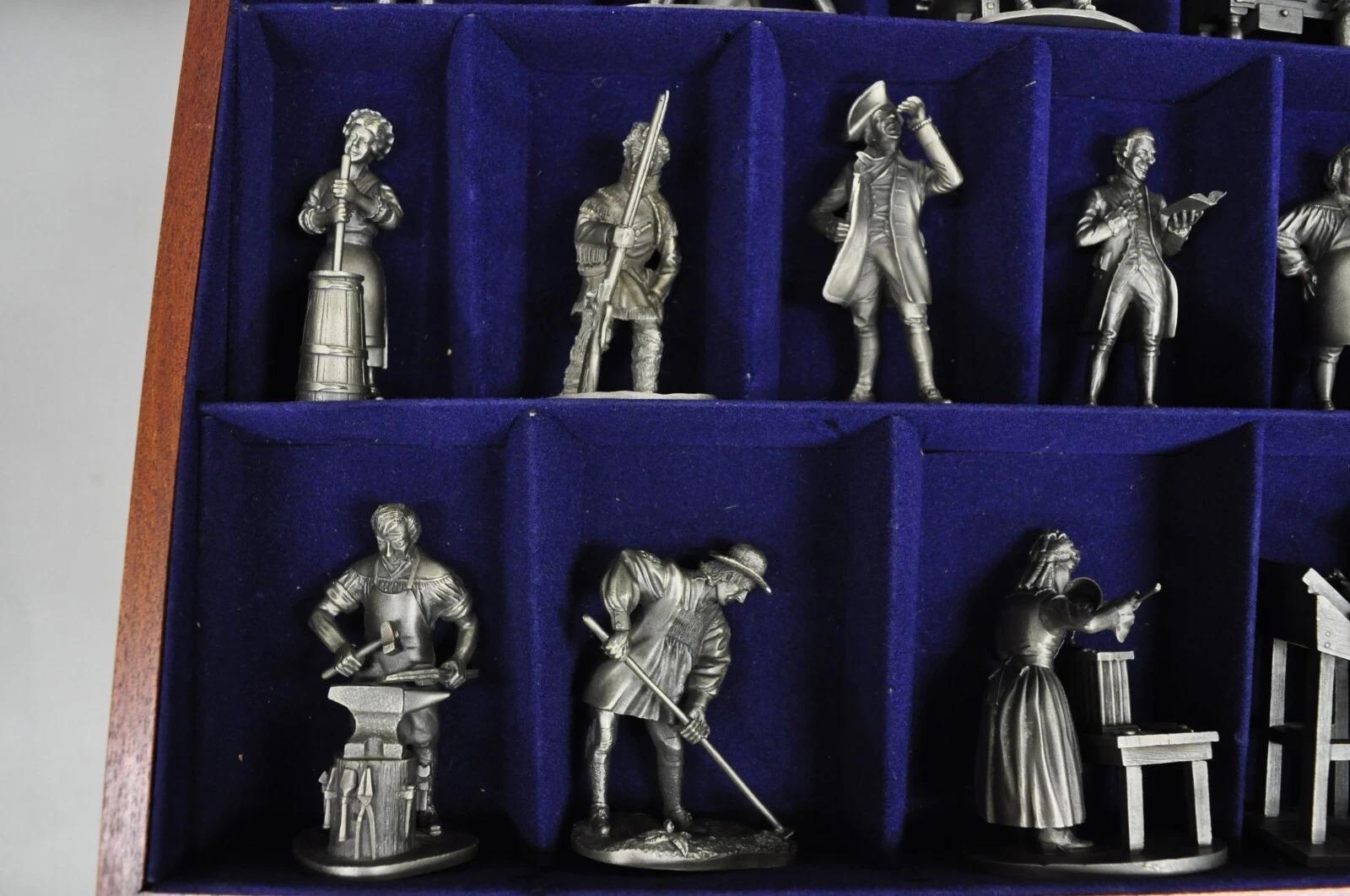 Peltro Set completo di figurine in peltro di Franklin MInt 1974 People of Colonial America in vendita