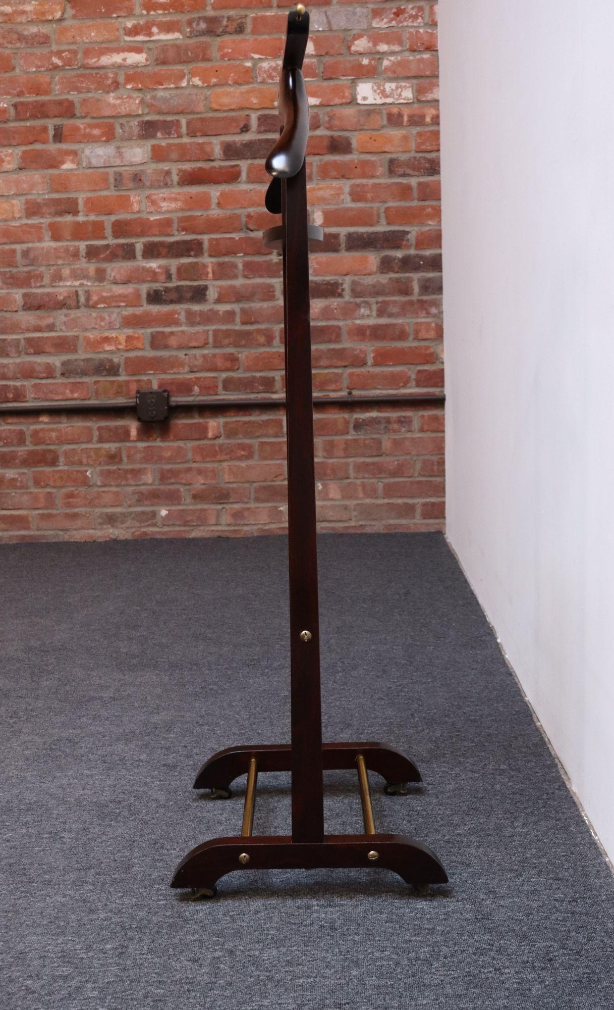 Mid-Century moderno Valet d'epoca dei Fratelli Reguitti in mogano scuro e ottone nello stile di Ico Parisi in vendita