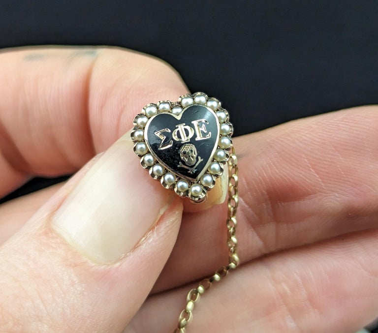Vintage Fraternity brooch Heart Skull and Crossbones 10k gold and
