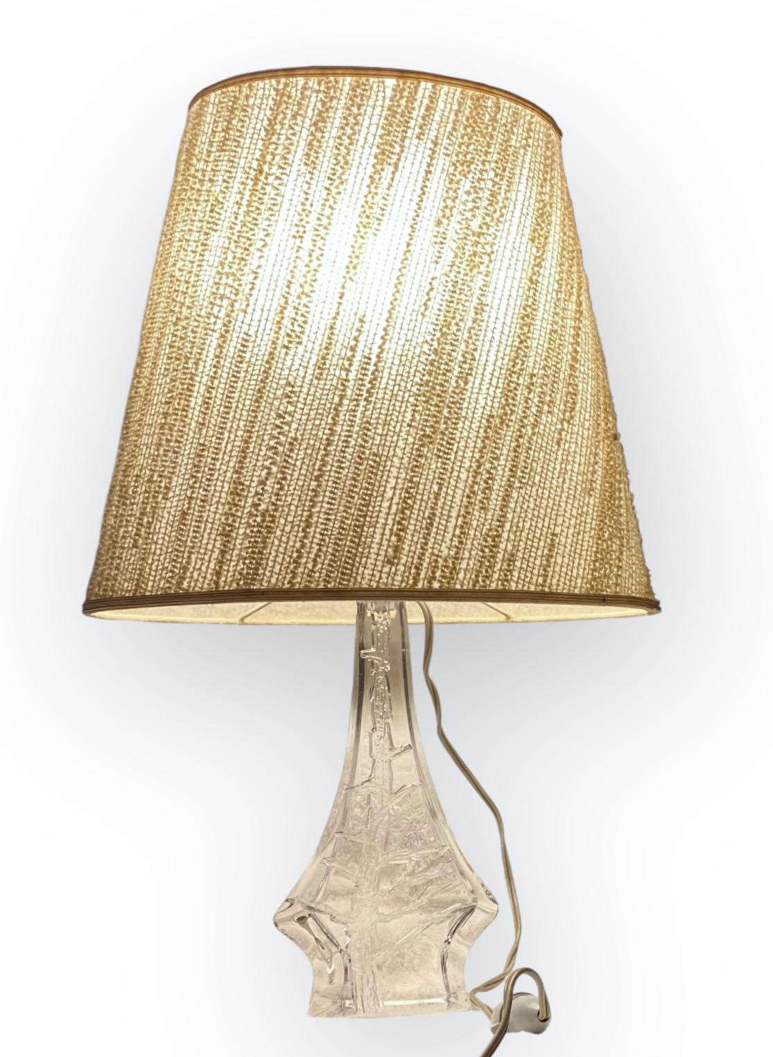 Vintage French Daum Crystal Lamp, Pine Tree Pattern, Signed With Original Shade For Sale 6