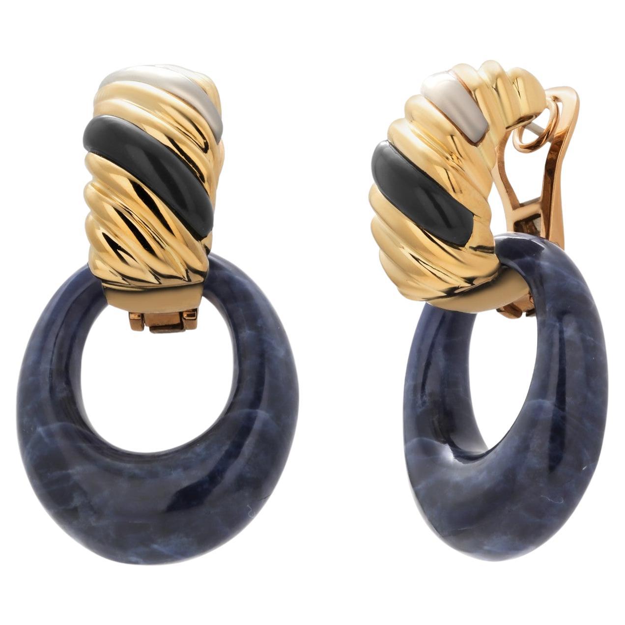 FRED Paris, boucles d
oreilles vintage en or jaune 18 carats, lapis, nacre et émail, 1980