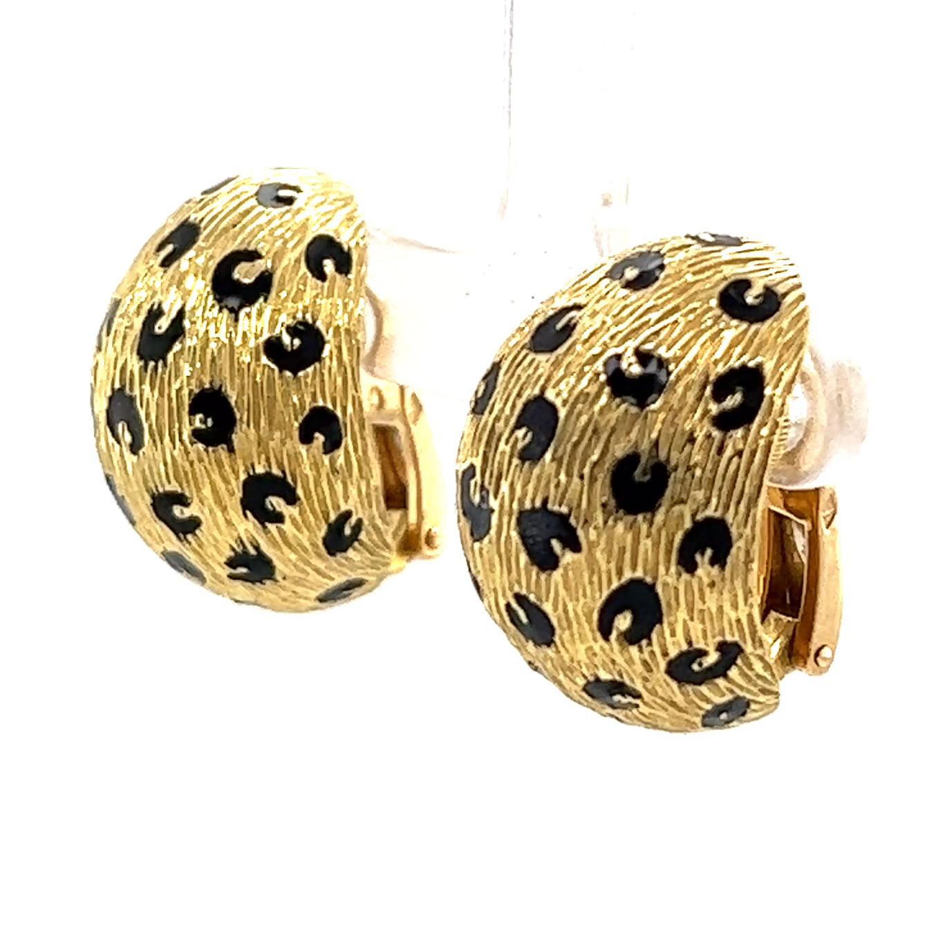 Vintage Fred Paris French 18 Karat Gold Black Enamel Leopard Clip on Earrings 1