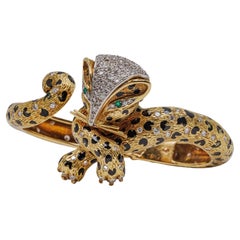 Vintage Fred Paris Leopard Bangle in 18k Yellow Gold with Emeralds and Diamonds