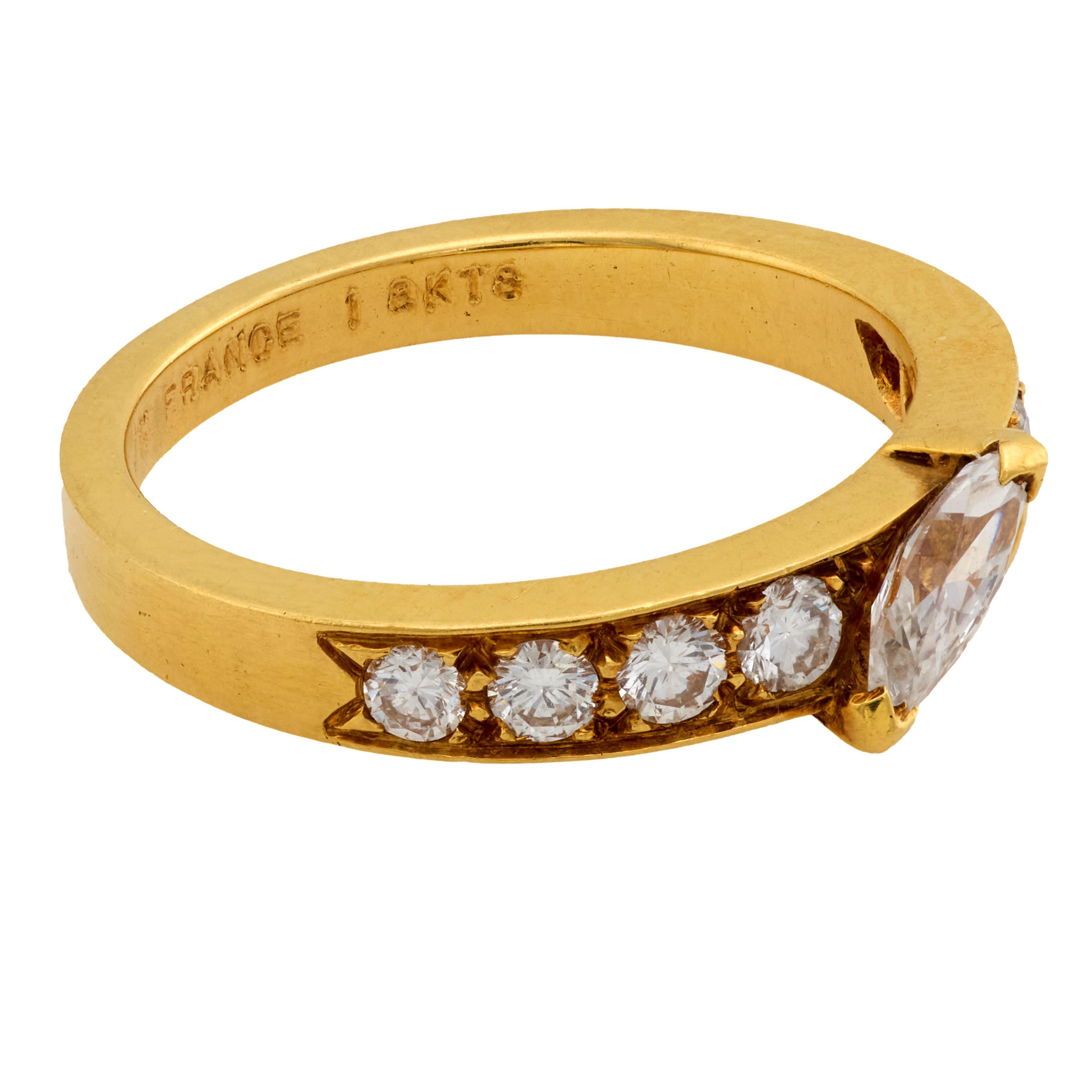Vintage Fred Paris marquise and round diamond 18k yellow gold band In Good Condition For Sale In Beverly Hills, CA