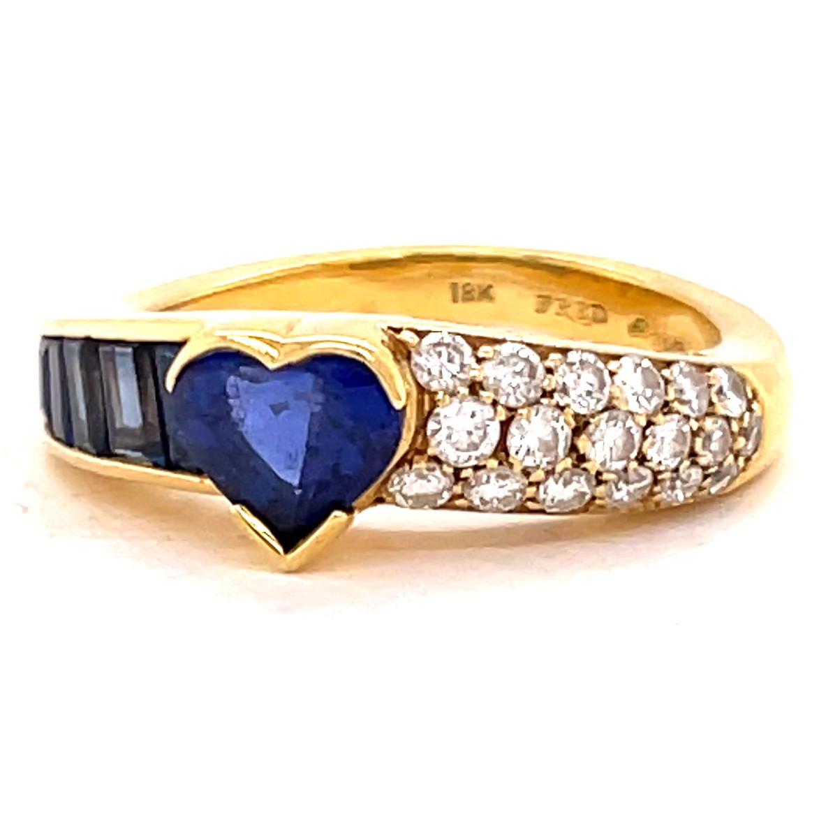 Vintage Fred Paris Sapphire Diamond 18 Karat Gold Ring In Excellent Condition In Beverly Hills, CA