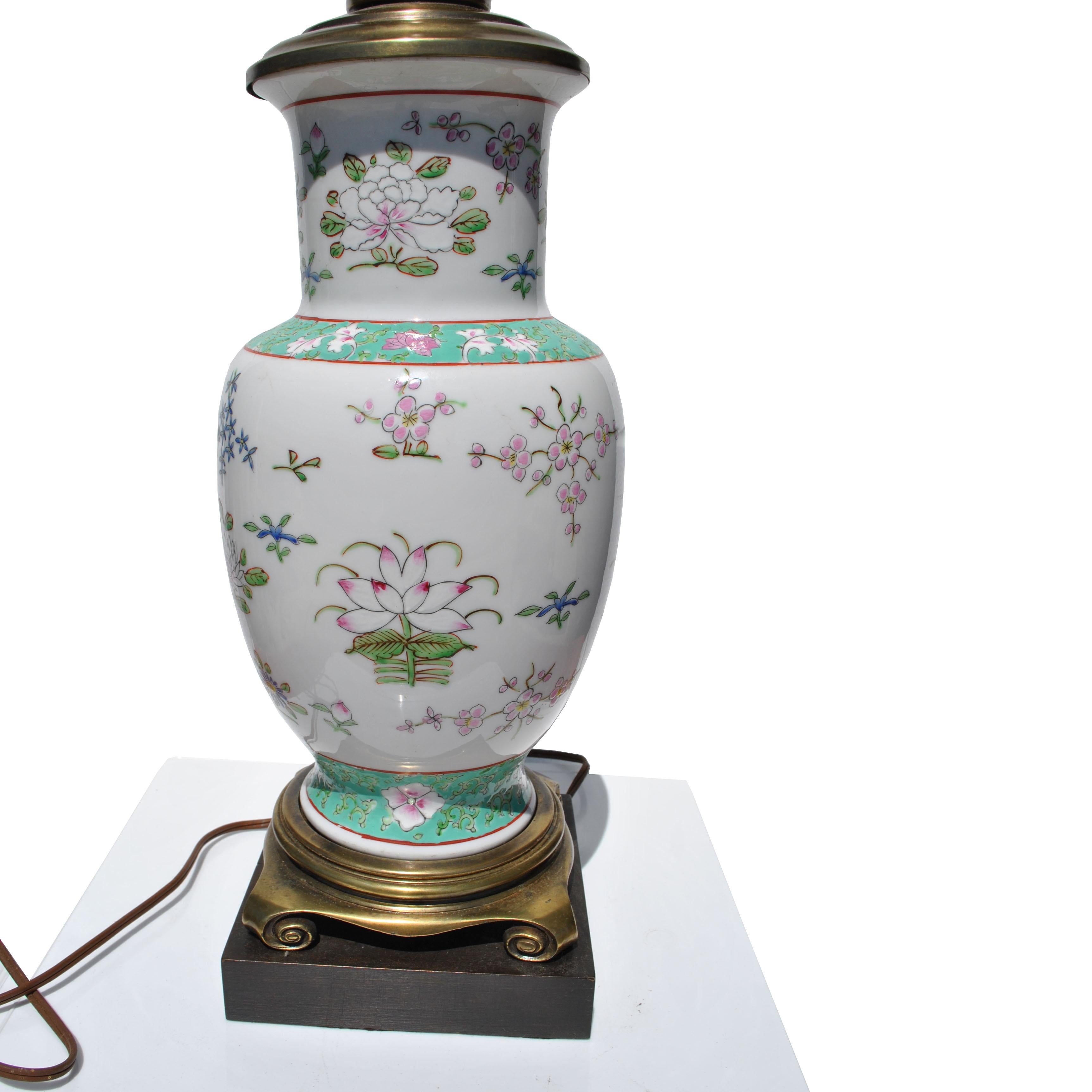 Frederick Cooper Porzellan-Tischlampe (Moderne der Mitte des Jahrhunderts) im Angebot