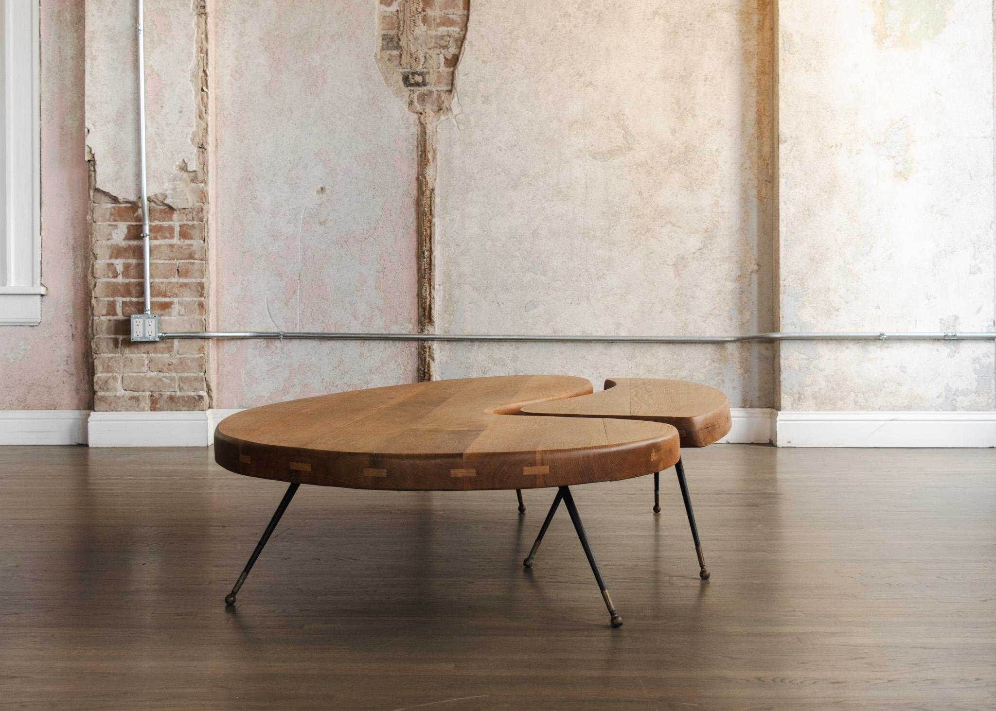 Milieu du XXe siècle Tables basses vintage à forme libre en vente