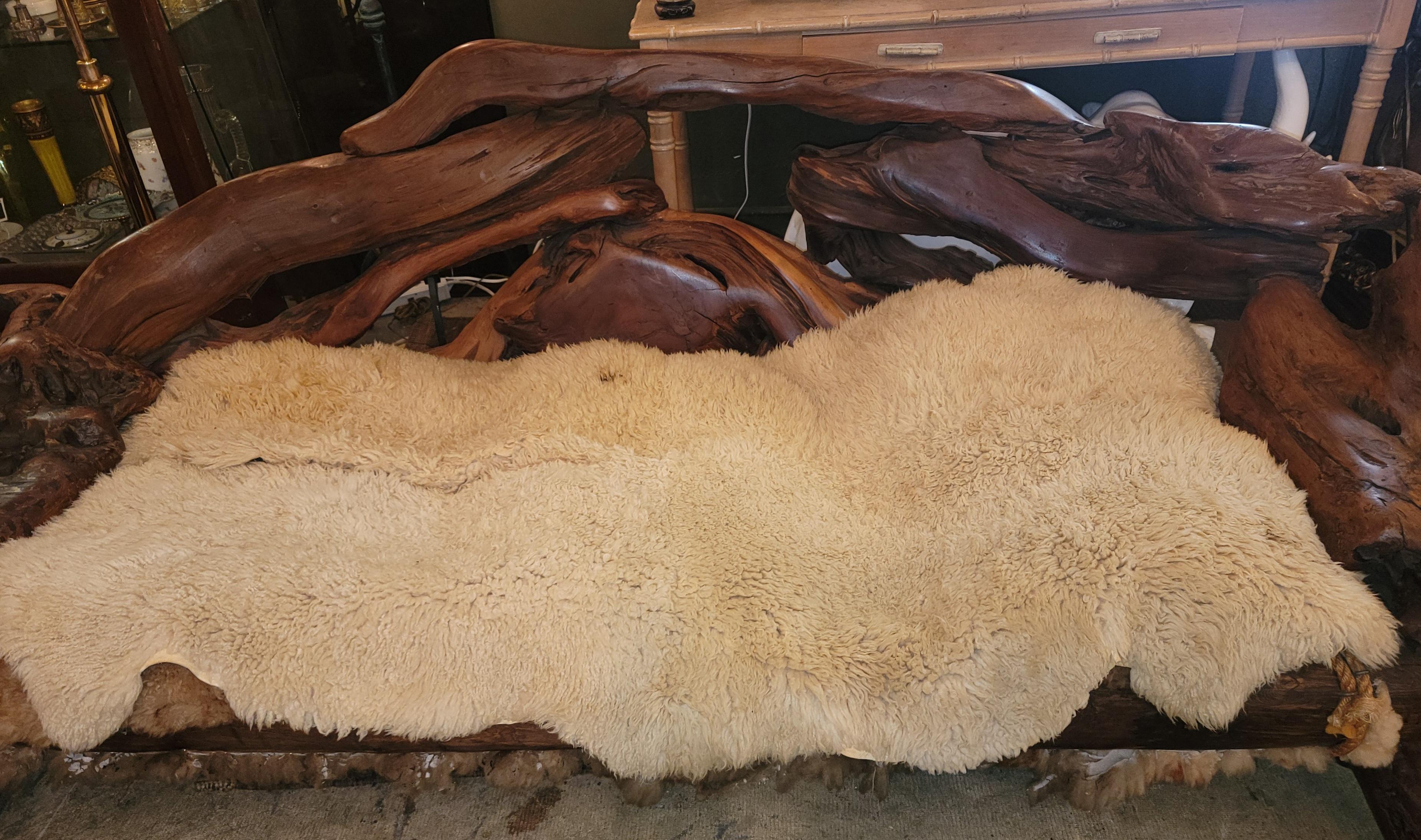 1960s Vintage Free Form Slab Redwood Settee Sheep Skin Three Seater In Good Condition For Sale In Pasadena, CA