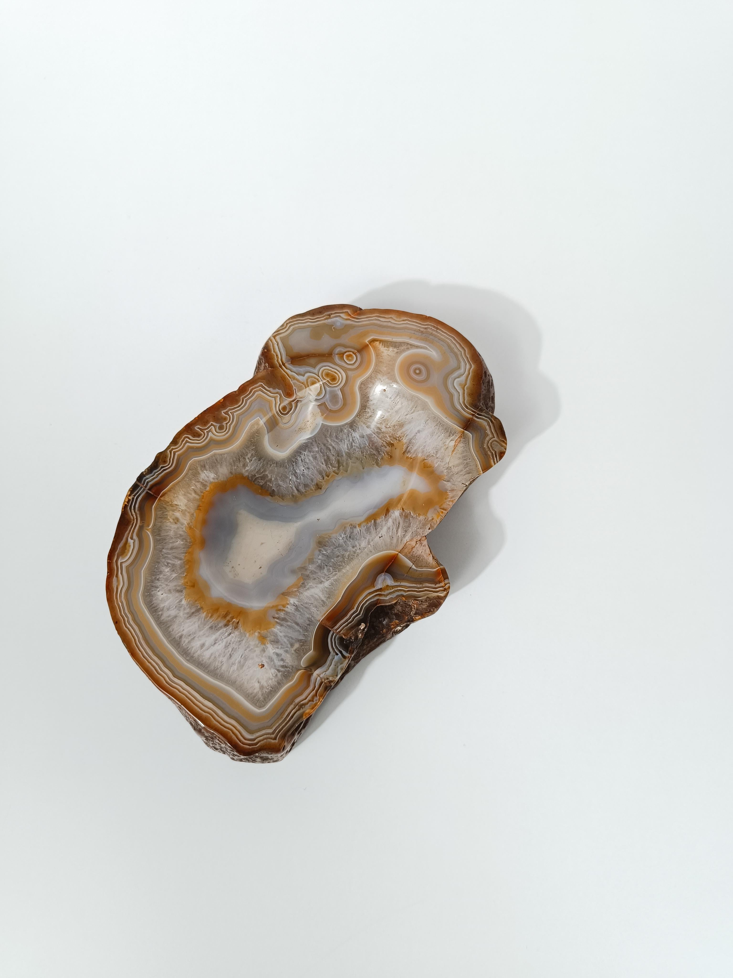 Vintage Freeform Ashtray in Natural Carved Agate with Organic Rough Edges For Sale 9