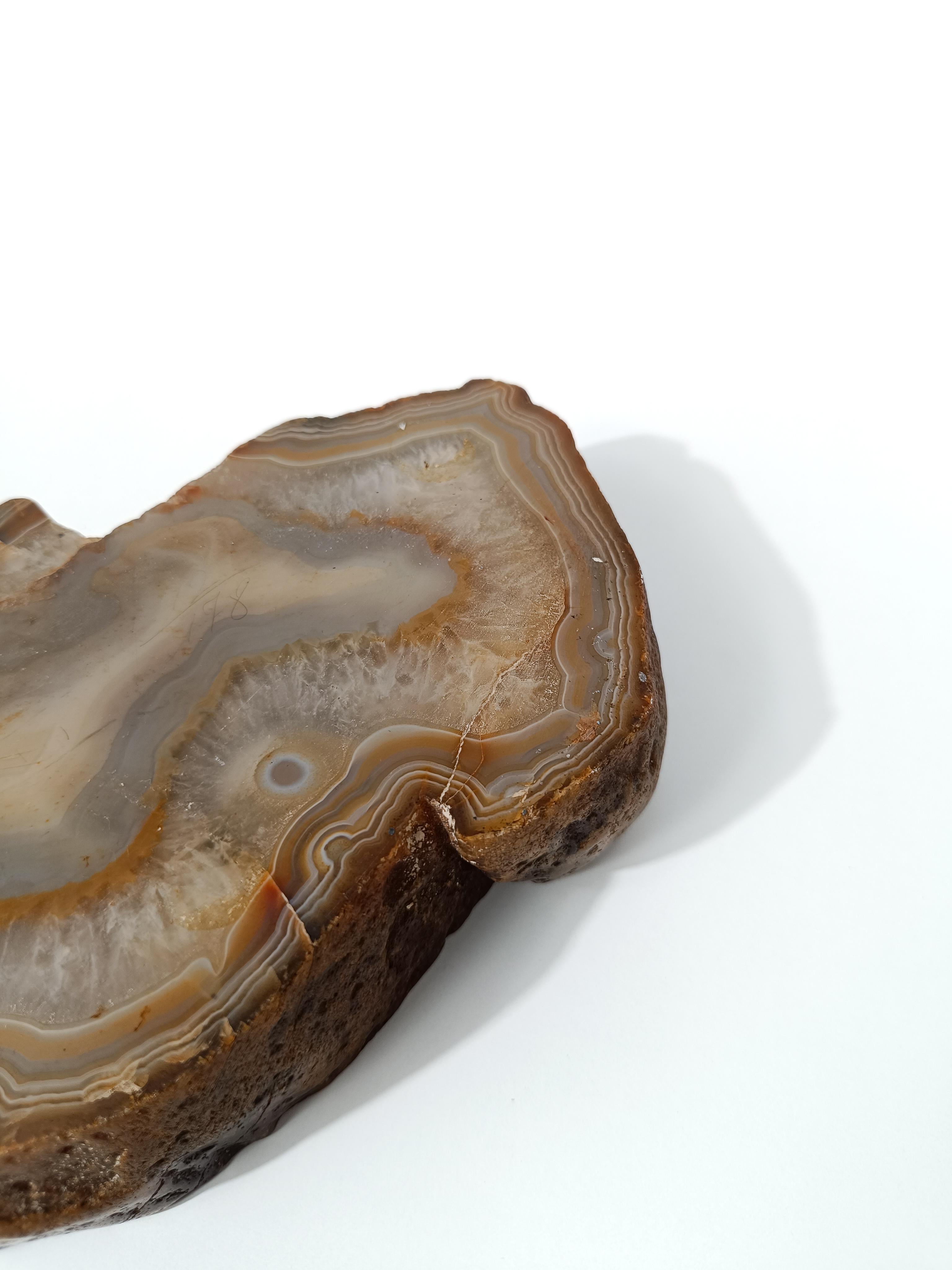 Vintage Freeform Ashtray in Natural Carved Agate with Organic Rough Edges For Sale 11