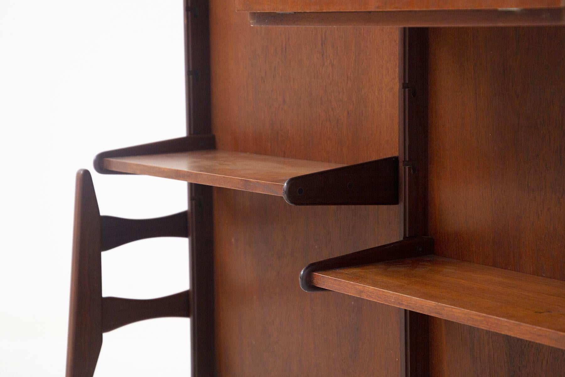 Vintage Freestanding Bookcase in Wood by Fratelli Proserpio In Good Condition In Milano, IT