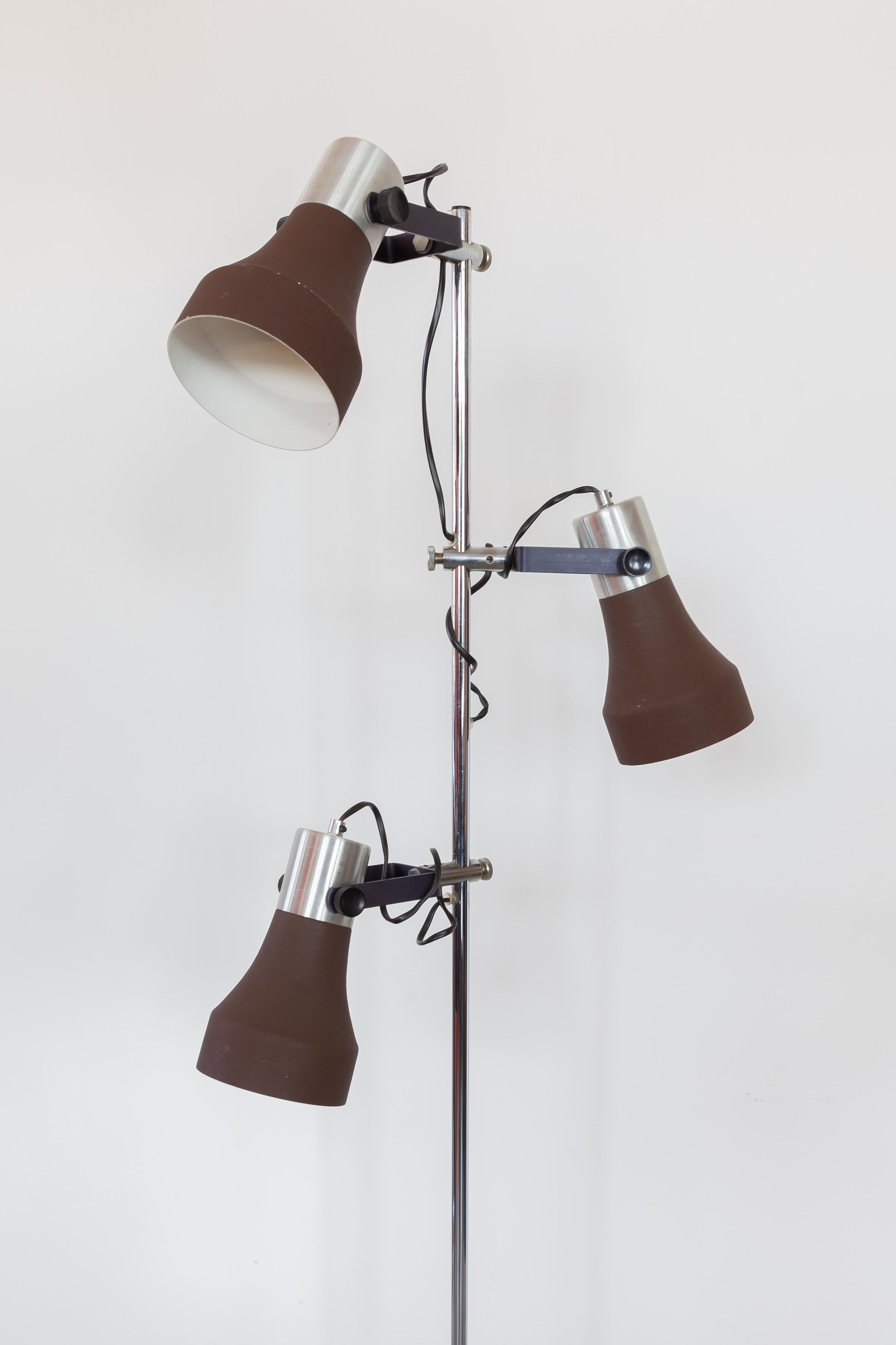 Lacquered Vintage Freestanding Floor Lamp with Three Adjustable Spots