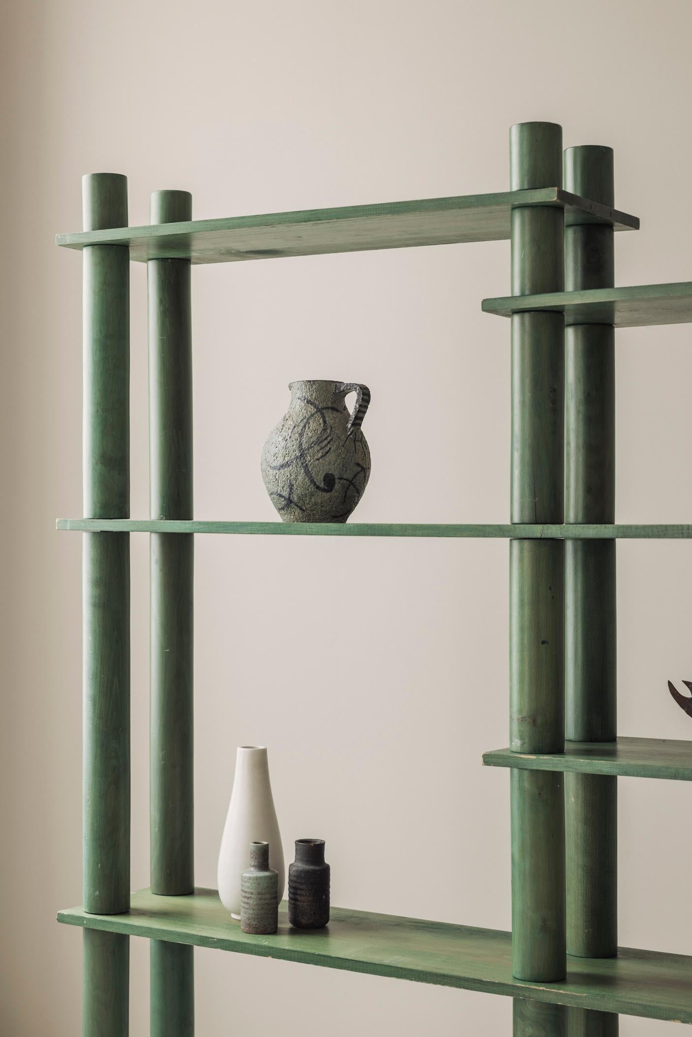 Vintage freestanding wall unit / bookcase, France 1960s In Good Condition For Sale In Antwerp, BE