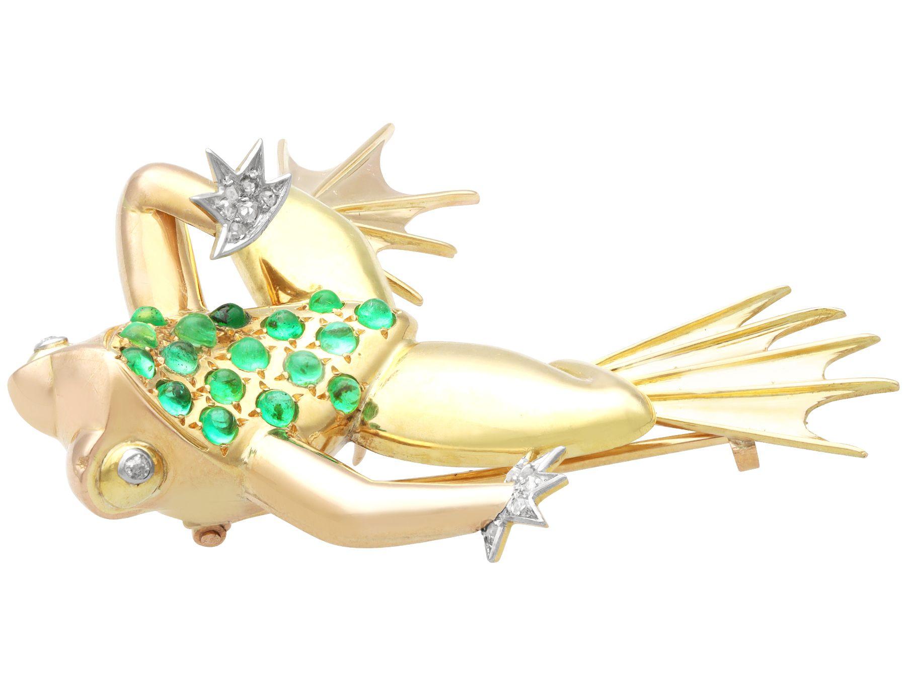 Vintage French 0.75 Carat Emerald and 0.11 Carat Diamond Yellow Gold Frog Brooch In Excellent Condition For Sale In Jesmond, Newcastle Upon Tyne