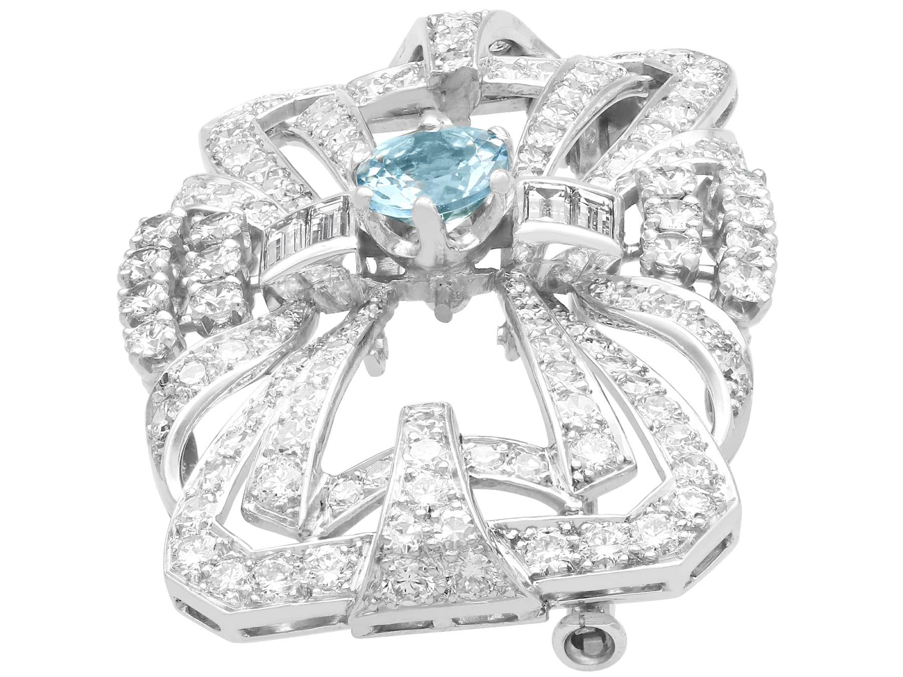 Round Cut Vintage French 1.05 Carat Aquamarine and 4.38 Carat Diamond and Platinum Brooch For Sale
