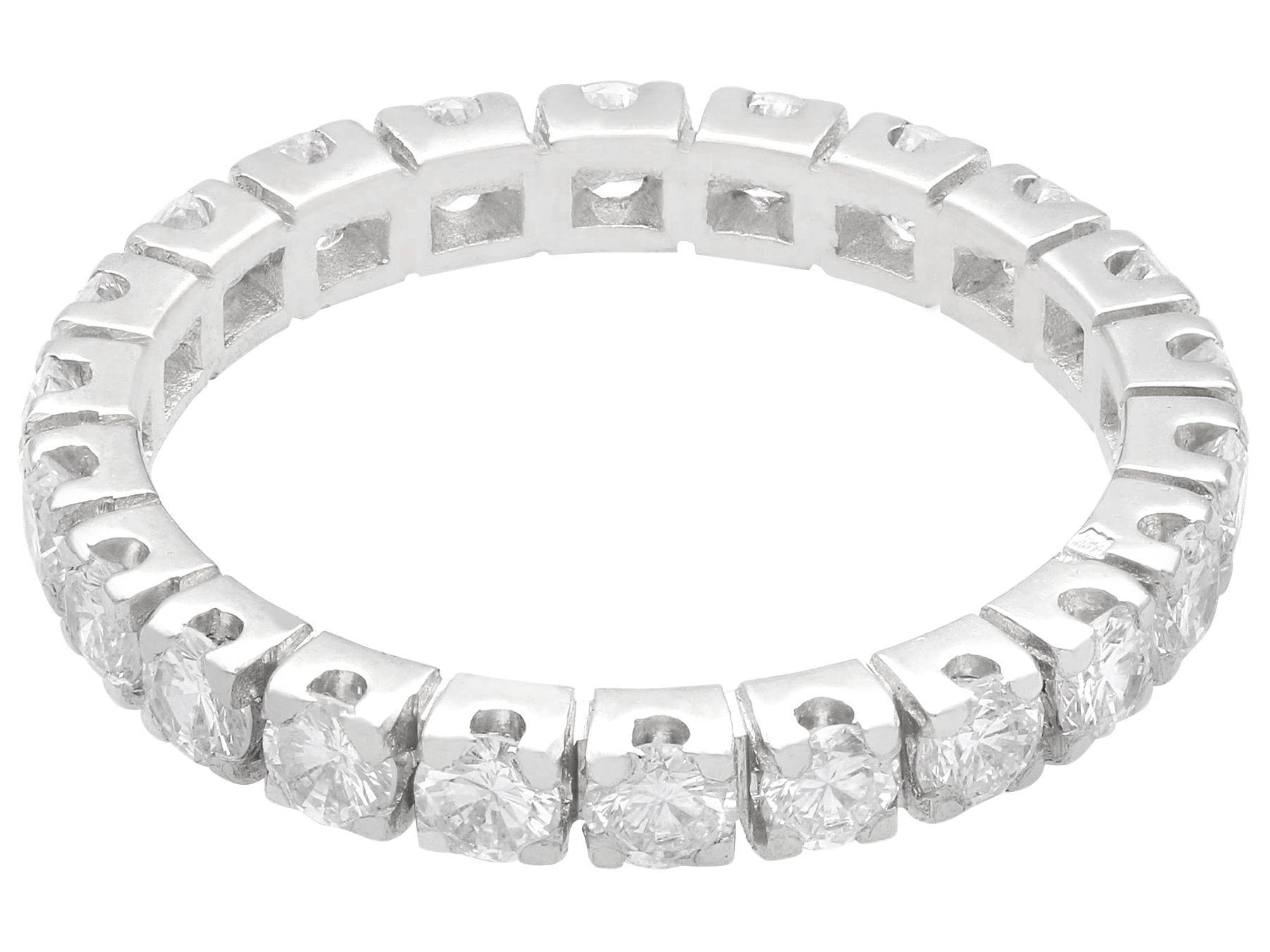 Vintage French 1.10 Carat Diamond and White Gold Full Eternity Ring - Circa 1950 In Excellent Condition For Sale In Jesmond, Newcastle Upon Tyne