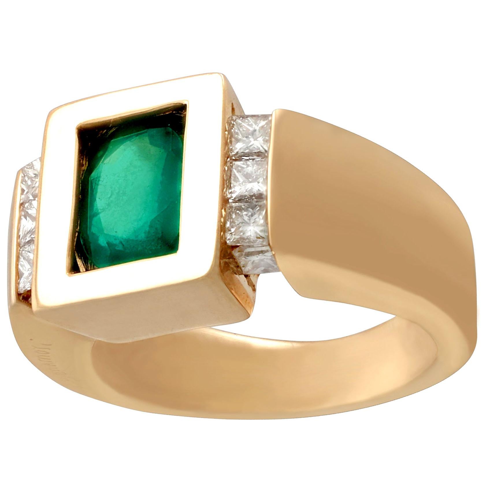 French 1.29 Carat Emerald and Diamond Yellow Gold Ring