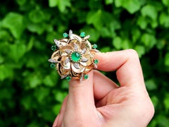 Vintage French 1.70 Carat Emerald Diamond 18K Yellow Gold Brooch