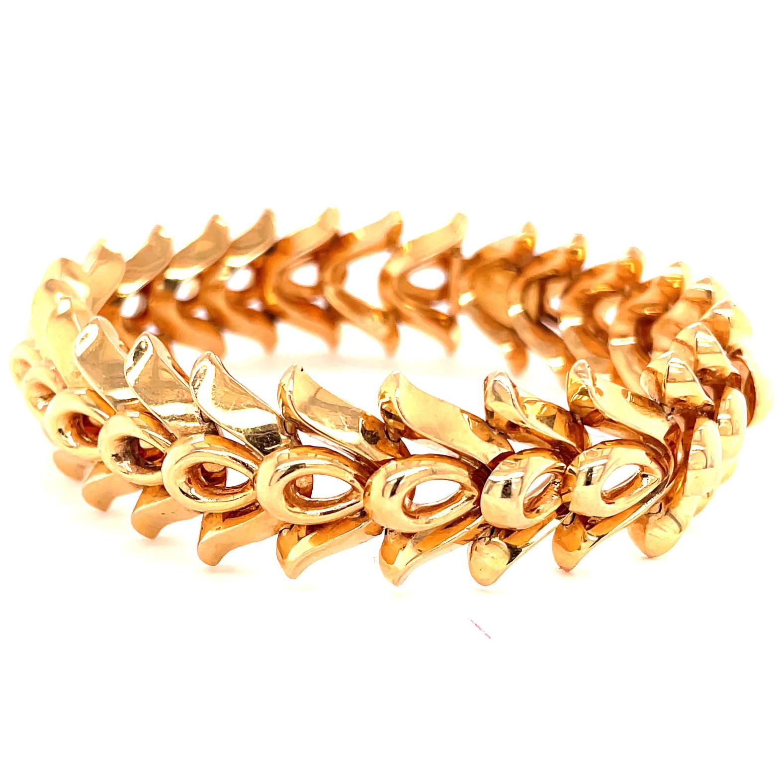 Vintage French 18 Karat Yellow Gold Bracelet In Excellent Condition In Beverly Hills, CA