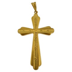 Vintage French 18 karat Yellow Gold Cross with Flowers