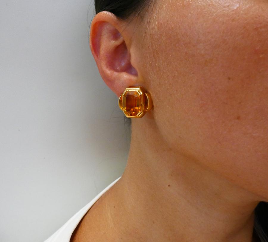 Französische 18 Karat Gold Ohrringe Citrin Nachlassschmuck (Smaragdschliff) im Angebot