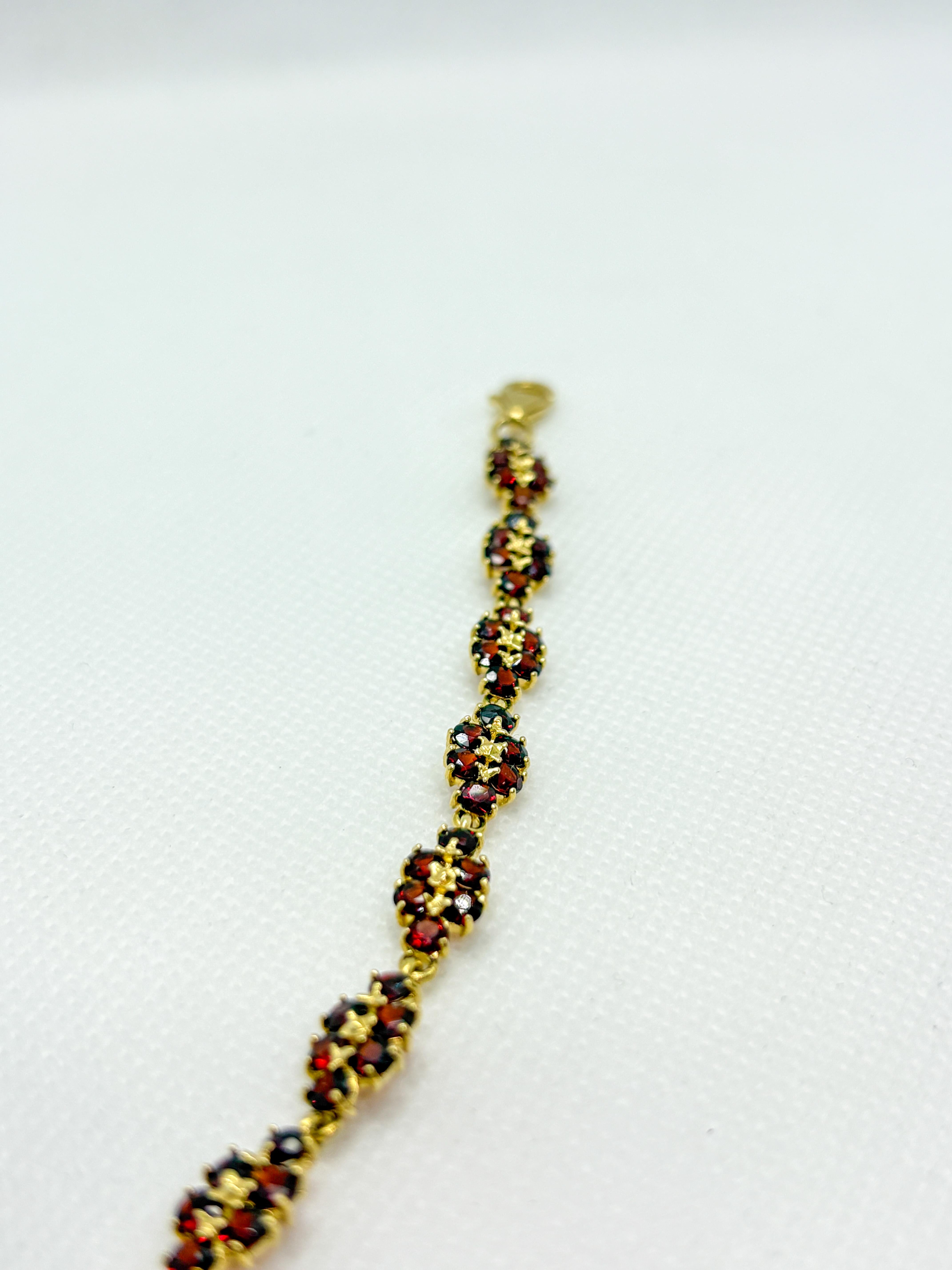 Vintage Französisch 18k Gold Granat Armband - 11,65 g im Angebot 1