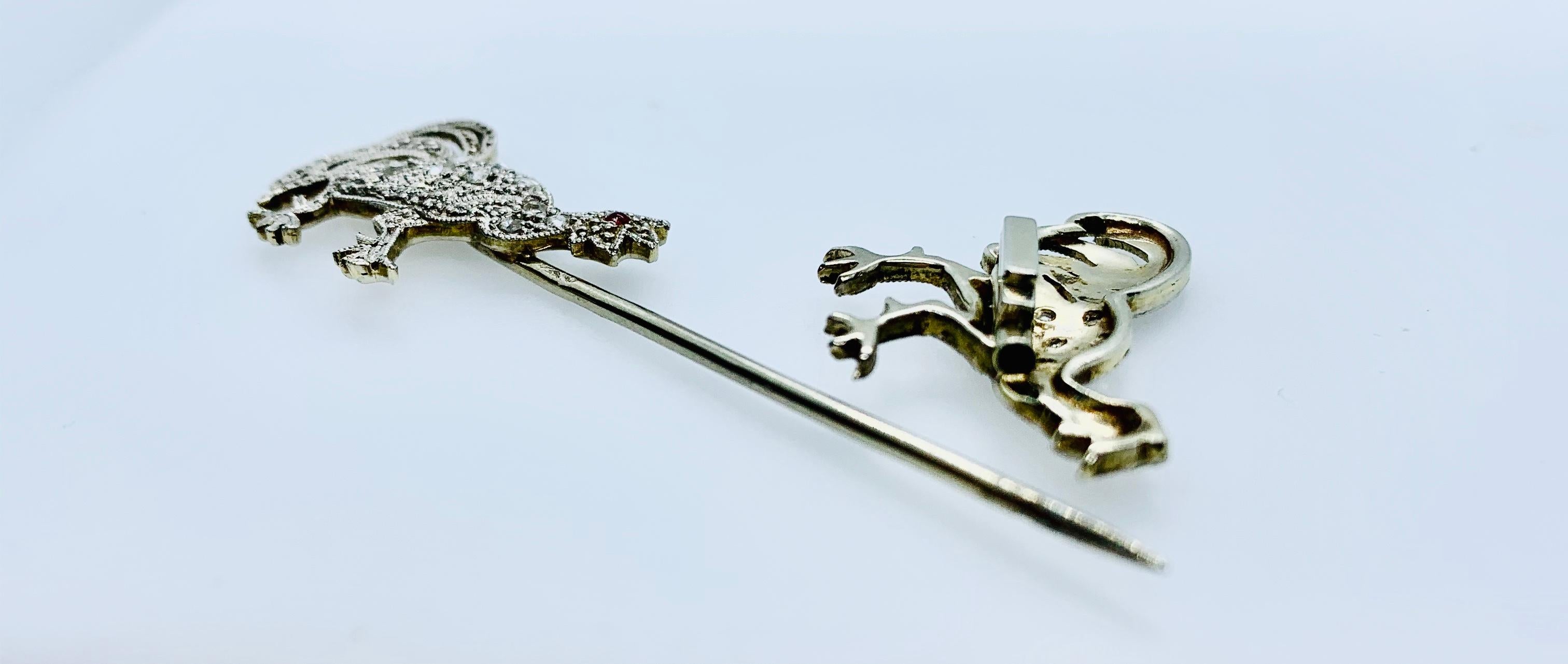 Vintage French 18 Karat White Gold Diamond and Ruby Rooster Jabot Pin For Sale 1
