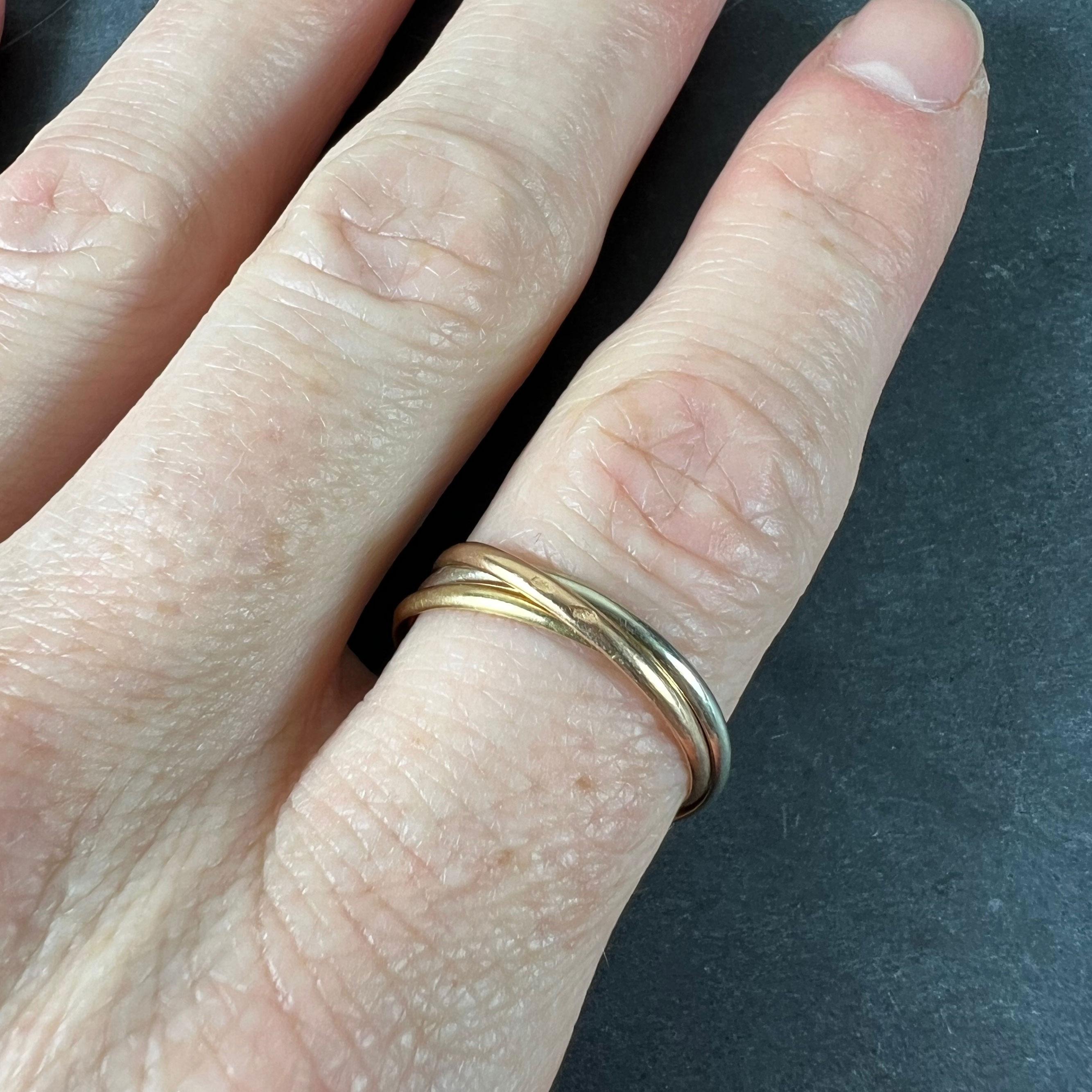 Vintage French 18K White Rose Yellow Gold Trinity Russian Wedding Ring en vente 2