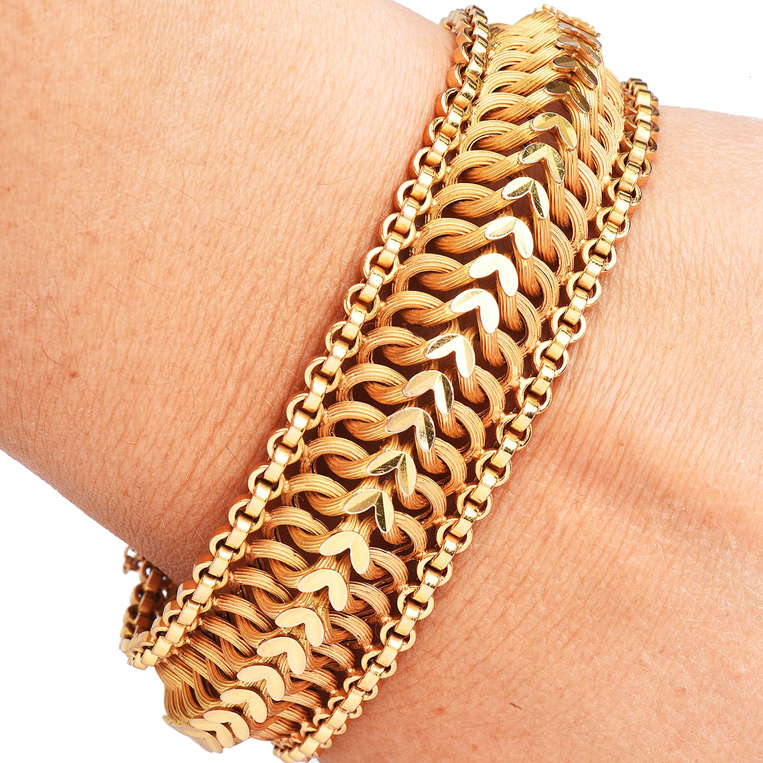 Retro Vintage French 18K Yellow Gold Wide Woven Link Bracelet For Sale