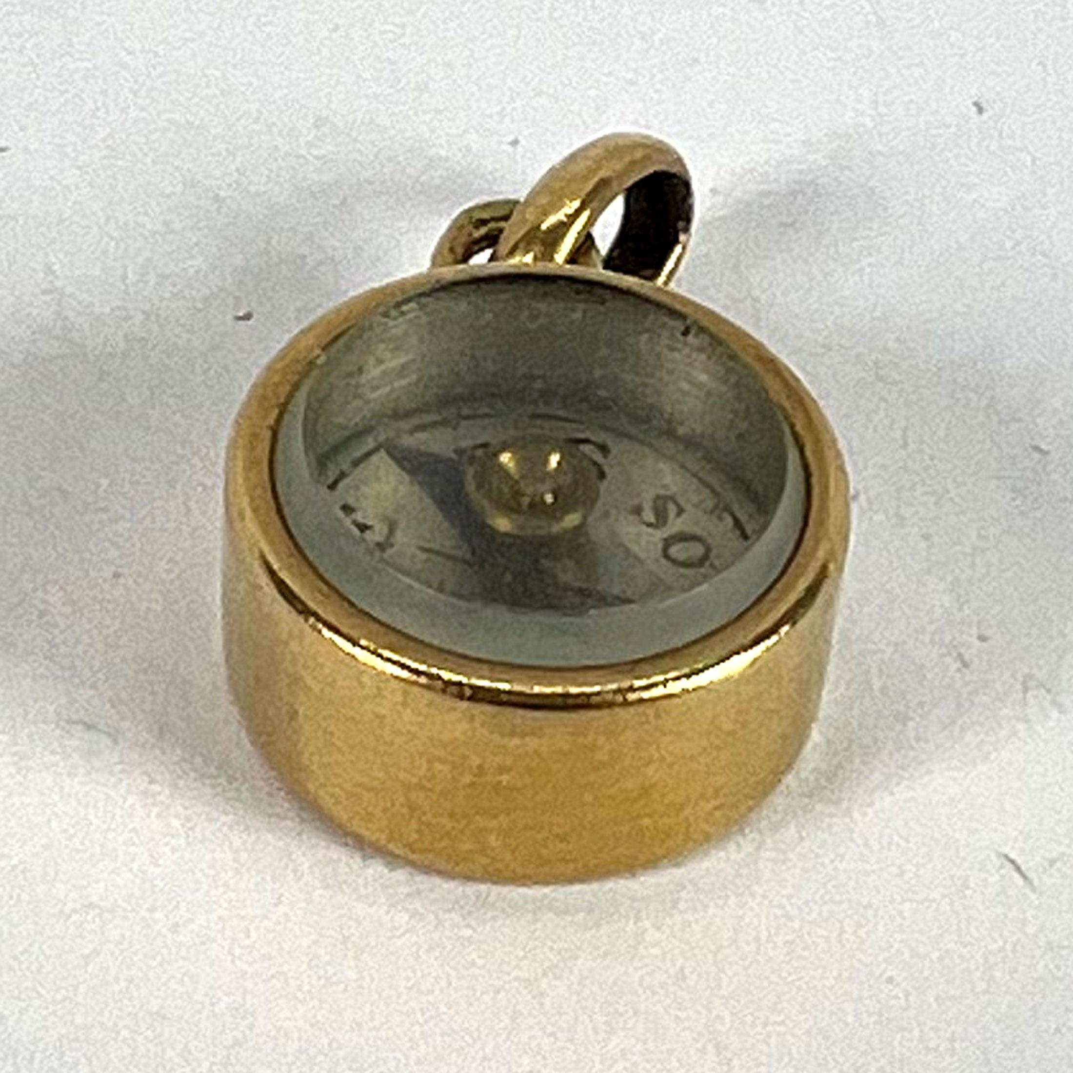 Vintage French 18K Yellow Gold Compass Charm Pendant For Sale 8