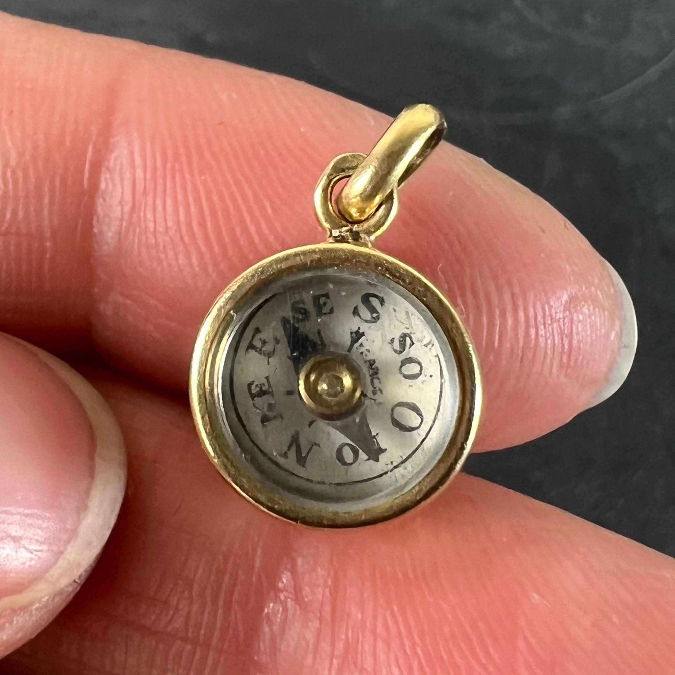 Vintage French 18K Yellow Gold Compass Charm Pendant For Sale 1