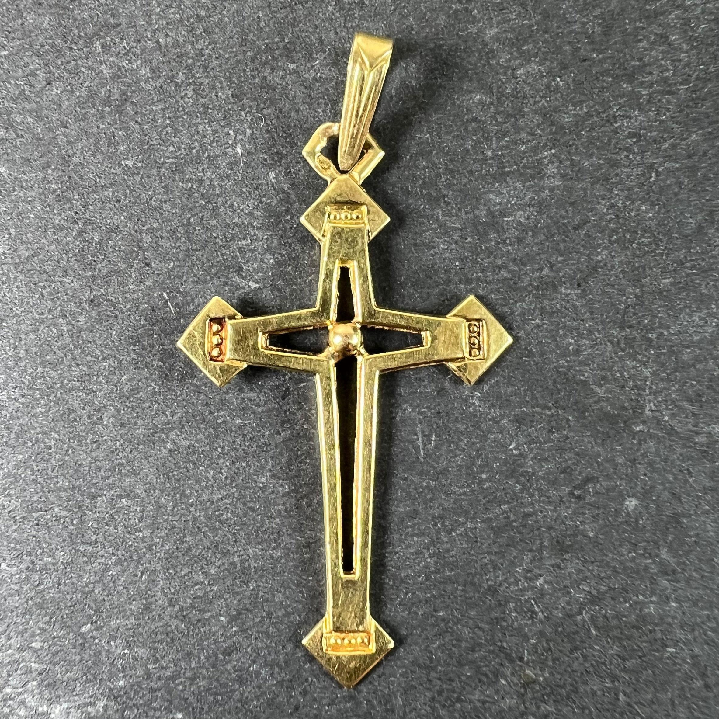 Vintage French 18K Yellow Gold Cross Pendant In Good Condition For Sale In London, GB