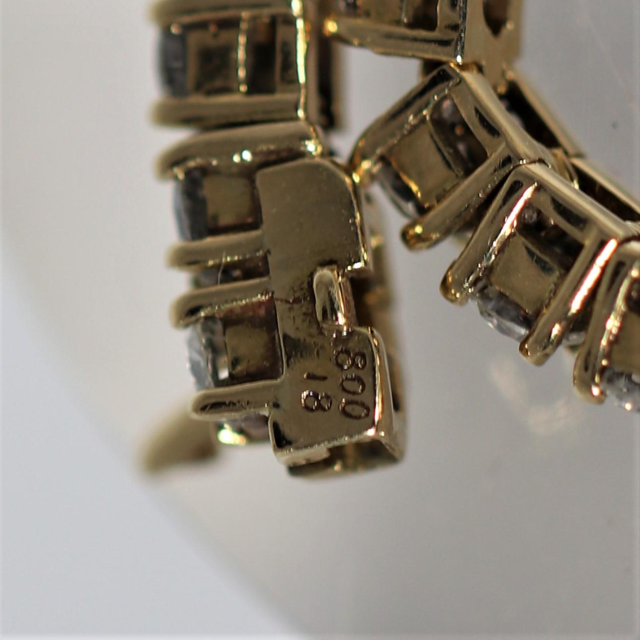 Bracelet tennis français vintage en or jaune 18 carats avec émeraudes et diamants en vente 6