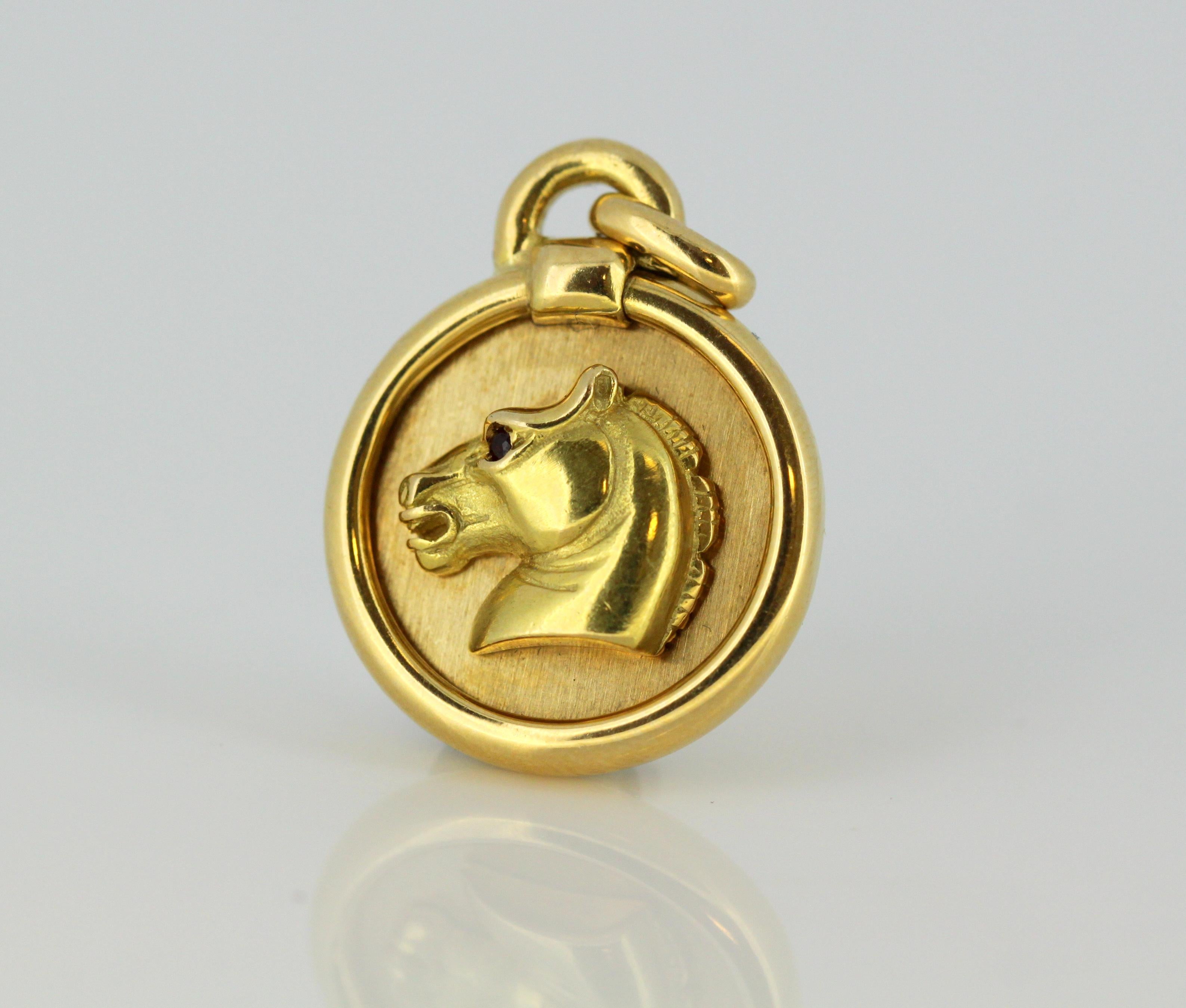 Vintage French 18 Karat Yellow Gold Horse Pendant with Ruby In Good Condition In Braintree, GB