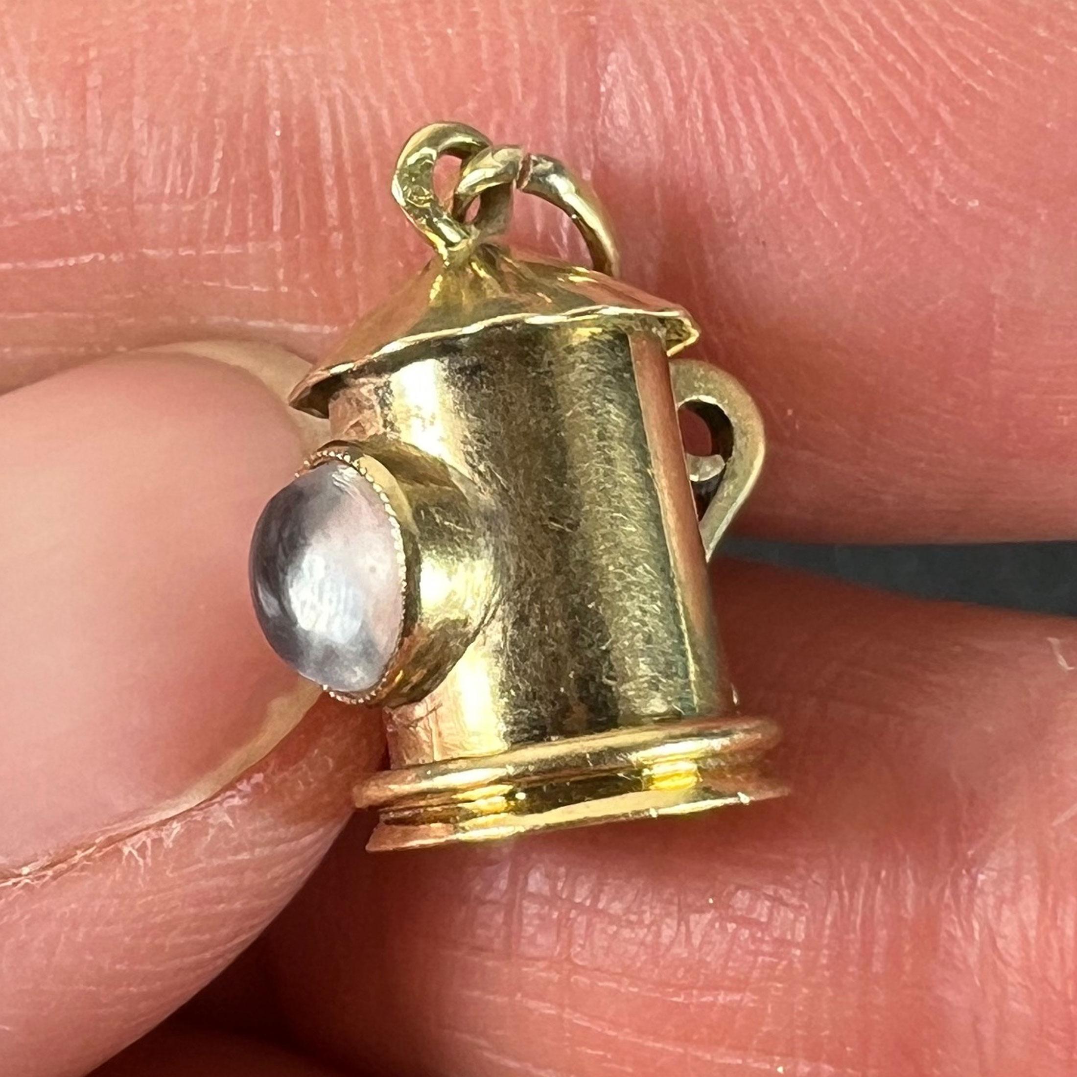 Vintage Französisch 18K Gelbgold Bergkristall Quarz Sturm Laterne Charm Anhänger im Angebot 3
